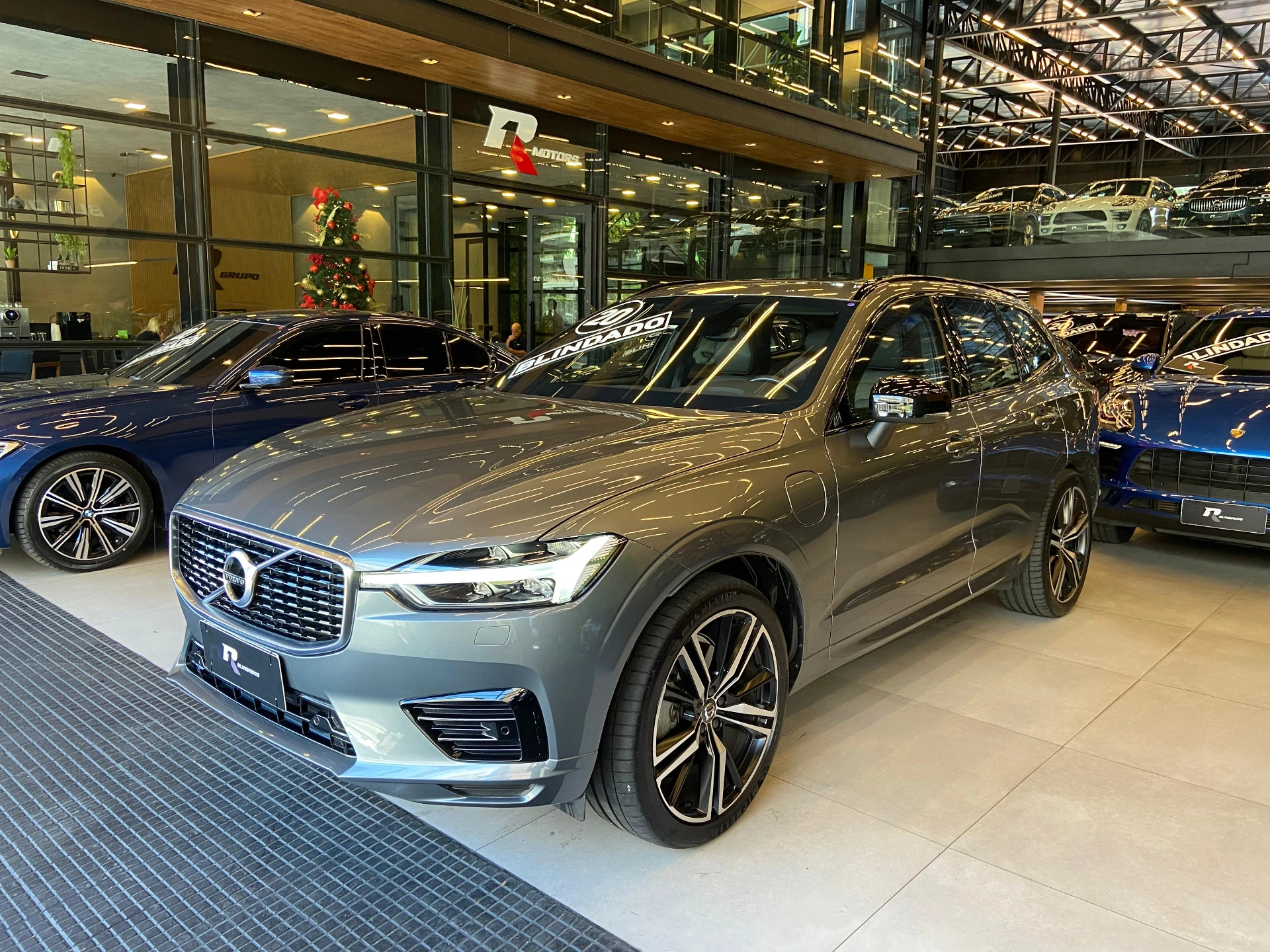 volvo XC60 2.0 T8 HYBRID R-DESIGN AWD GEARTRONIC 2020