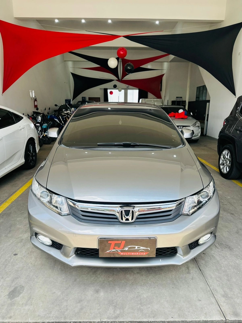 HONDA CIVIC 1.8 LXS 16V FLEX 4P AUTOMÁTICO