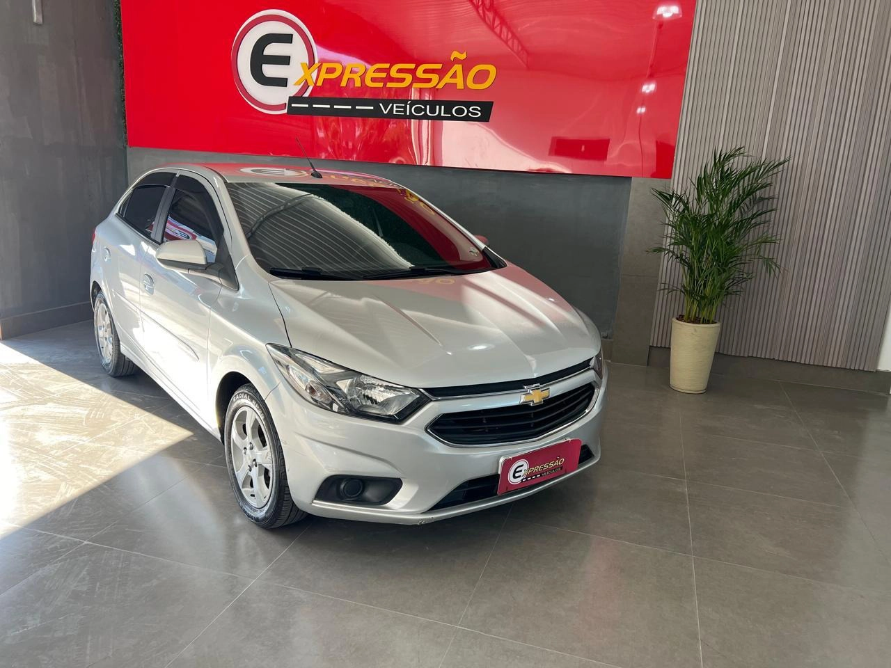 CHEVROLET ONIX 1.4 MPFI LT 8V FLEX 4P AUTOMÁTICO