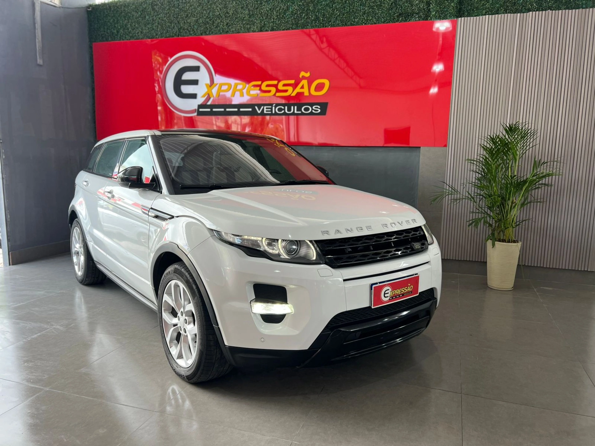 LAND ROVER RANGE ROVER EVOQUE 2.0 DYNAMIC 4WD 16V GASOLINA 4P AUTOMÁTICO