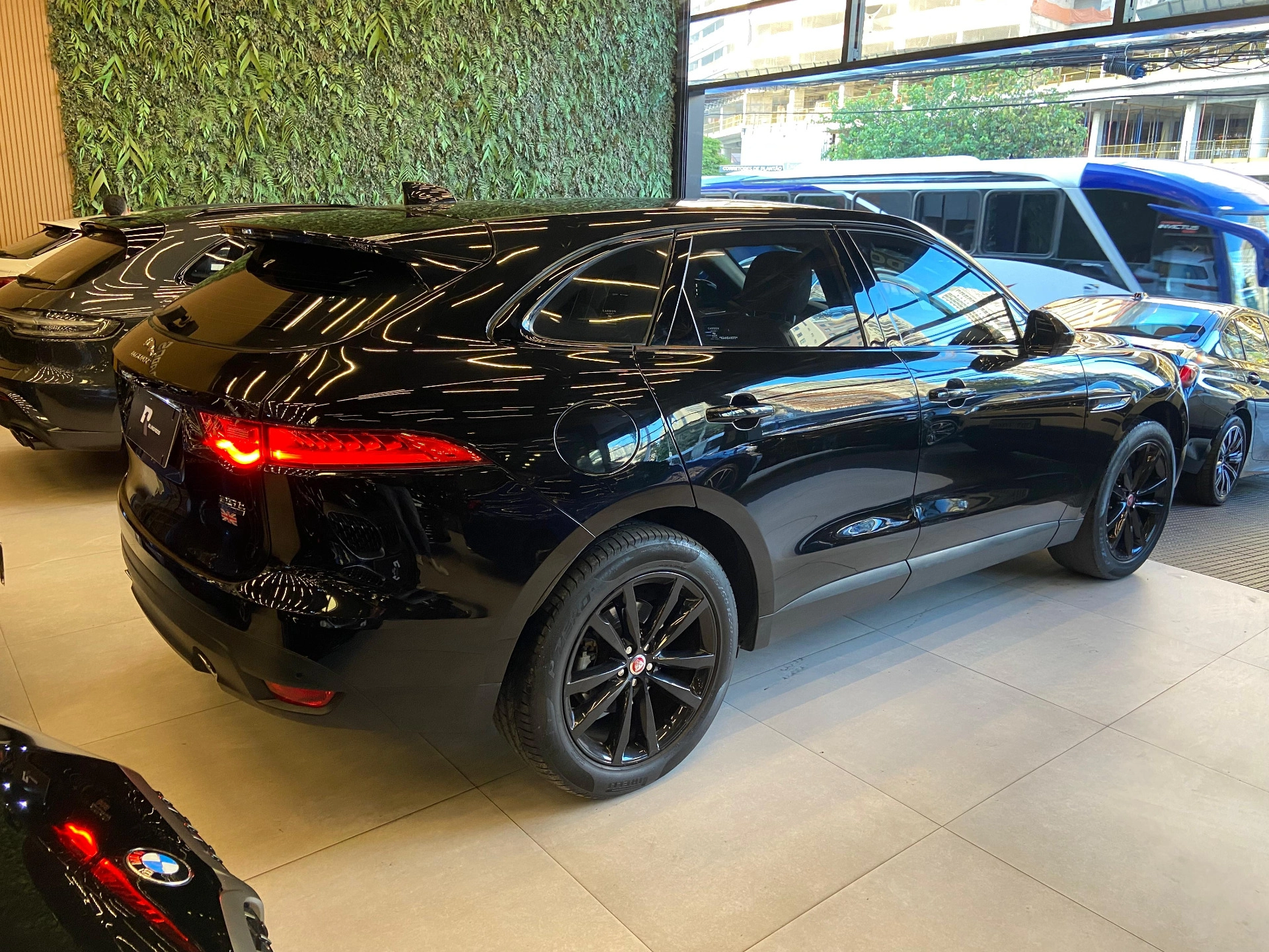 jaguar F-PACE 2.0 16V INGENIUM PRESTIGE AWD 4P AUTOMÁTICO 2019