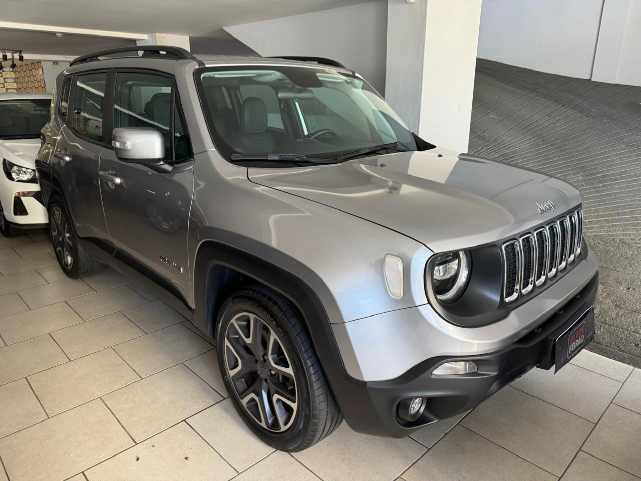 JEEP RENEGADE 1.8 16V FLEX LONGITUDE 4P AUTOMÁTICO