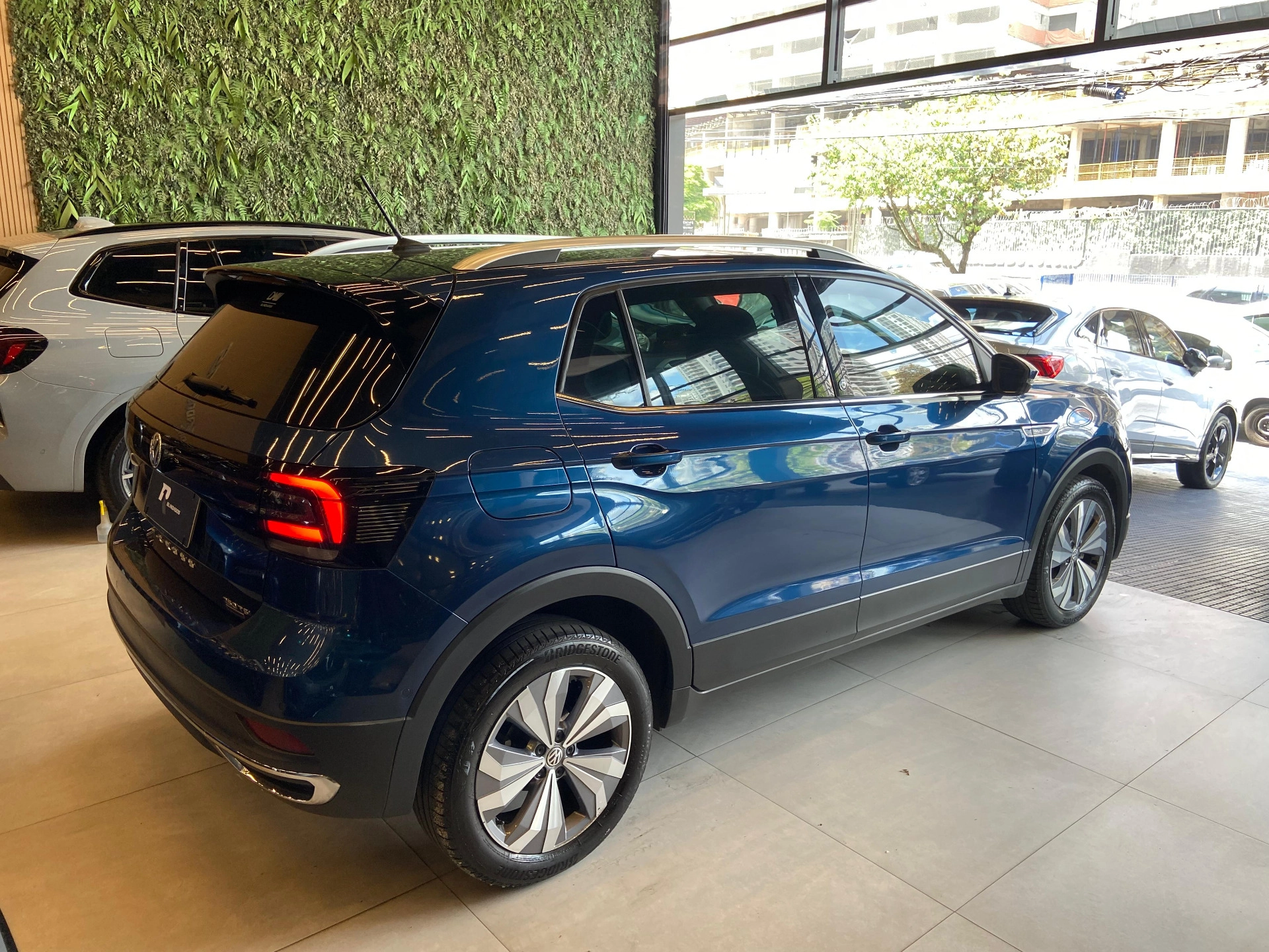 volkswagen T-CROSS 1.4 250 TSI TOTAL FLEX HIGHLINE AUTOMÁTICO 2020