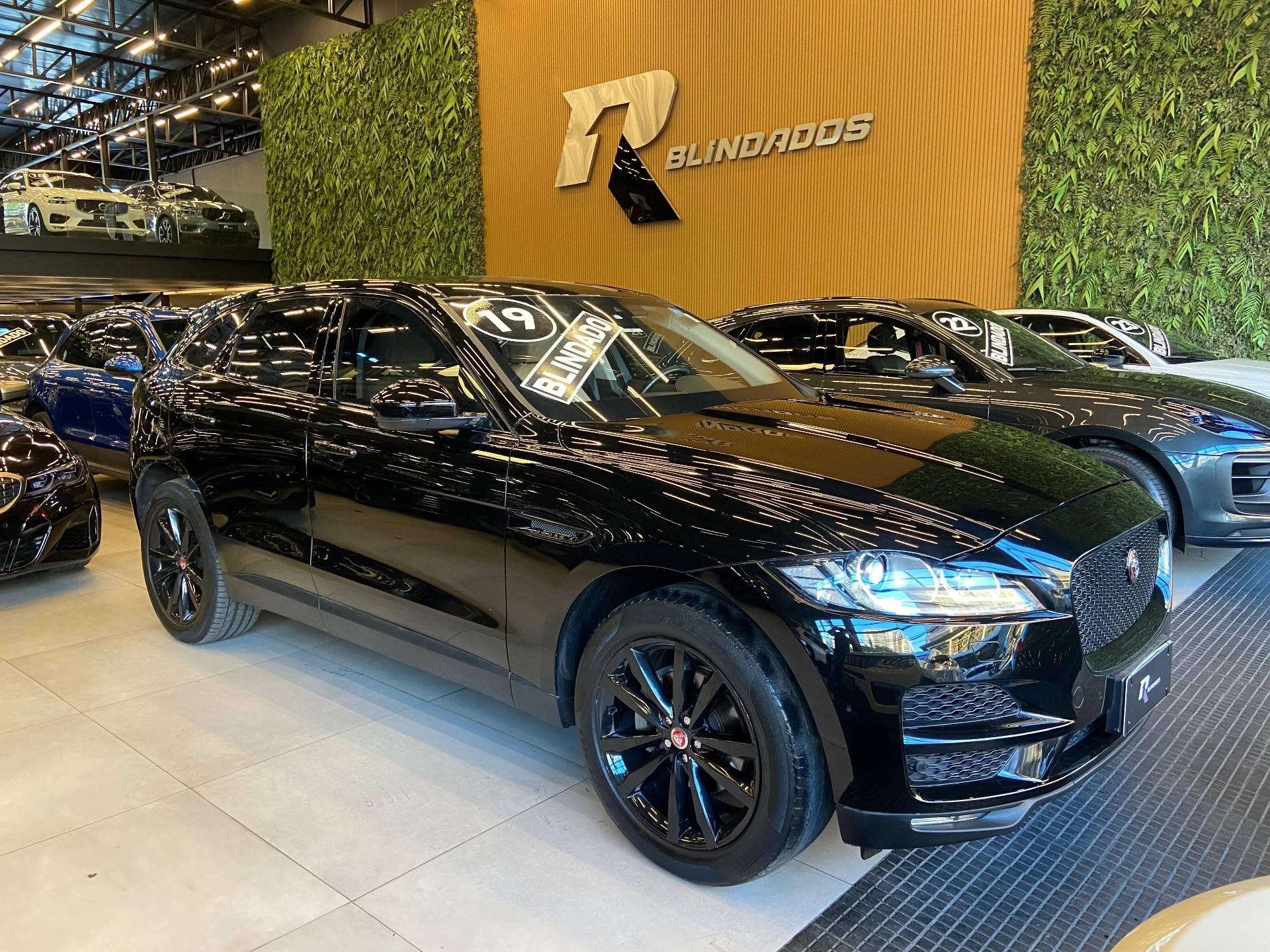 jaguar F-PACE 2.0 16V INGENIUM PRESTIGE AWD 4P AUTOMÁTICO 2019