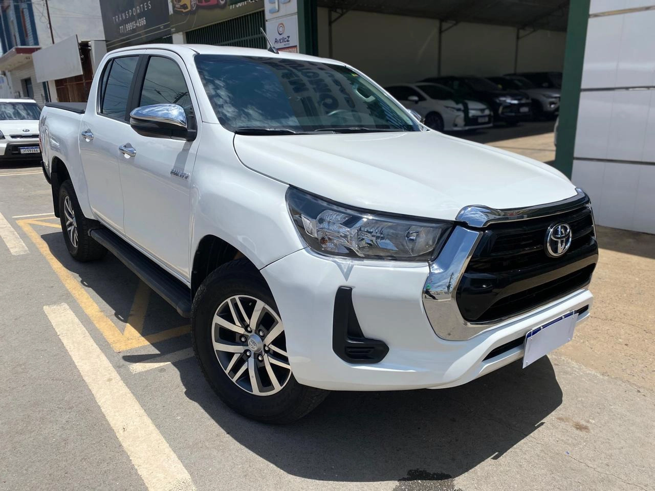 TOYOTA HILUX 2.8 D-4D TURBO DIESEL CD POWER PACK 4X4 MANUAL