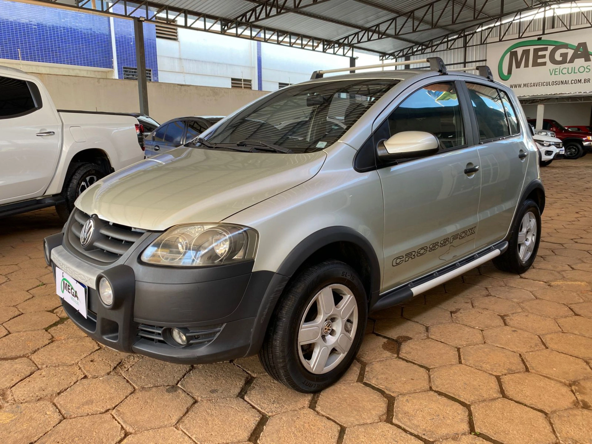 VOLKSWAGEN CROSSFOX 1.6 MI FLEX 8V 4P MANUAL