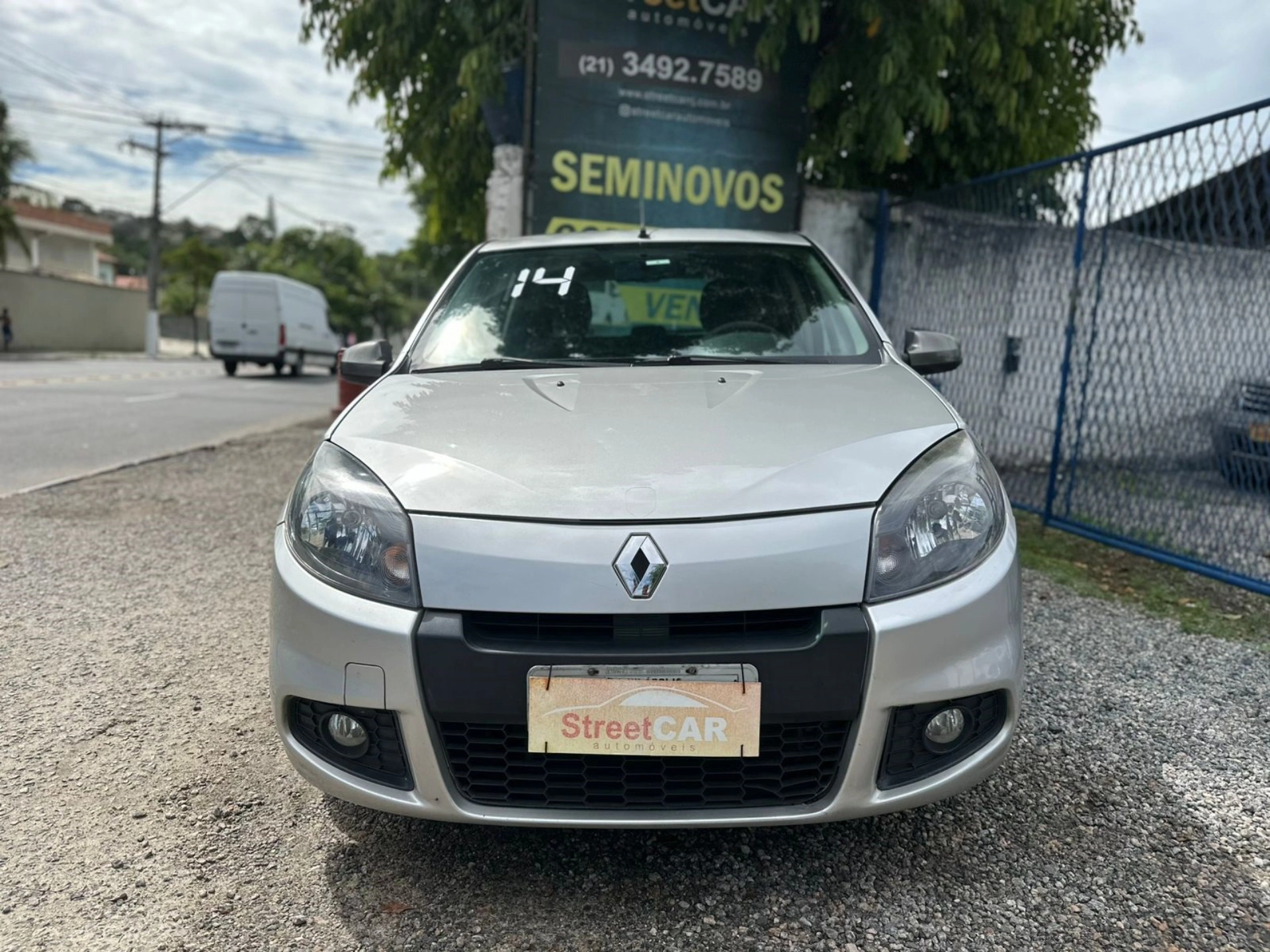 RENAULT SANDERO 1.0 TECH RUN 16V FLEX 4P MANUAL