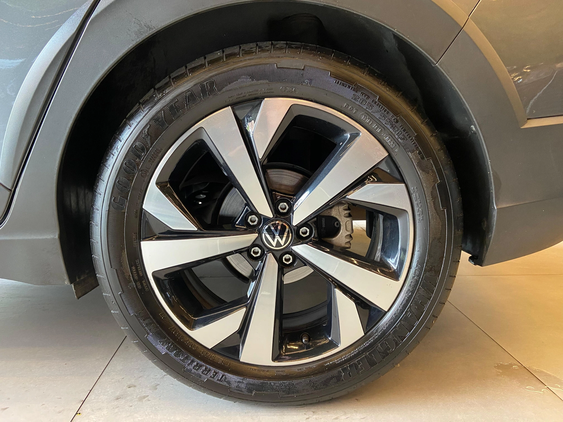 volkswagen NIVUS 1.0 200 TSI TOTAL FLEX HIGHLINE AUTOMÁTICO 2023