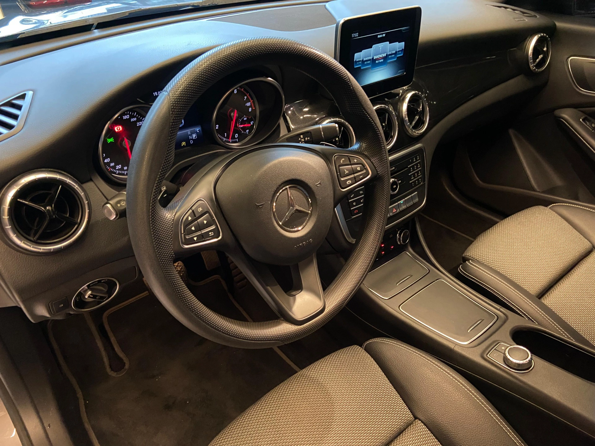 mercedes-benz CLA 180 1.6 CGI GASOLINA 7G-DCT 2018