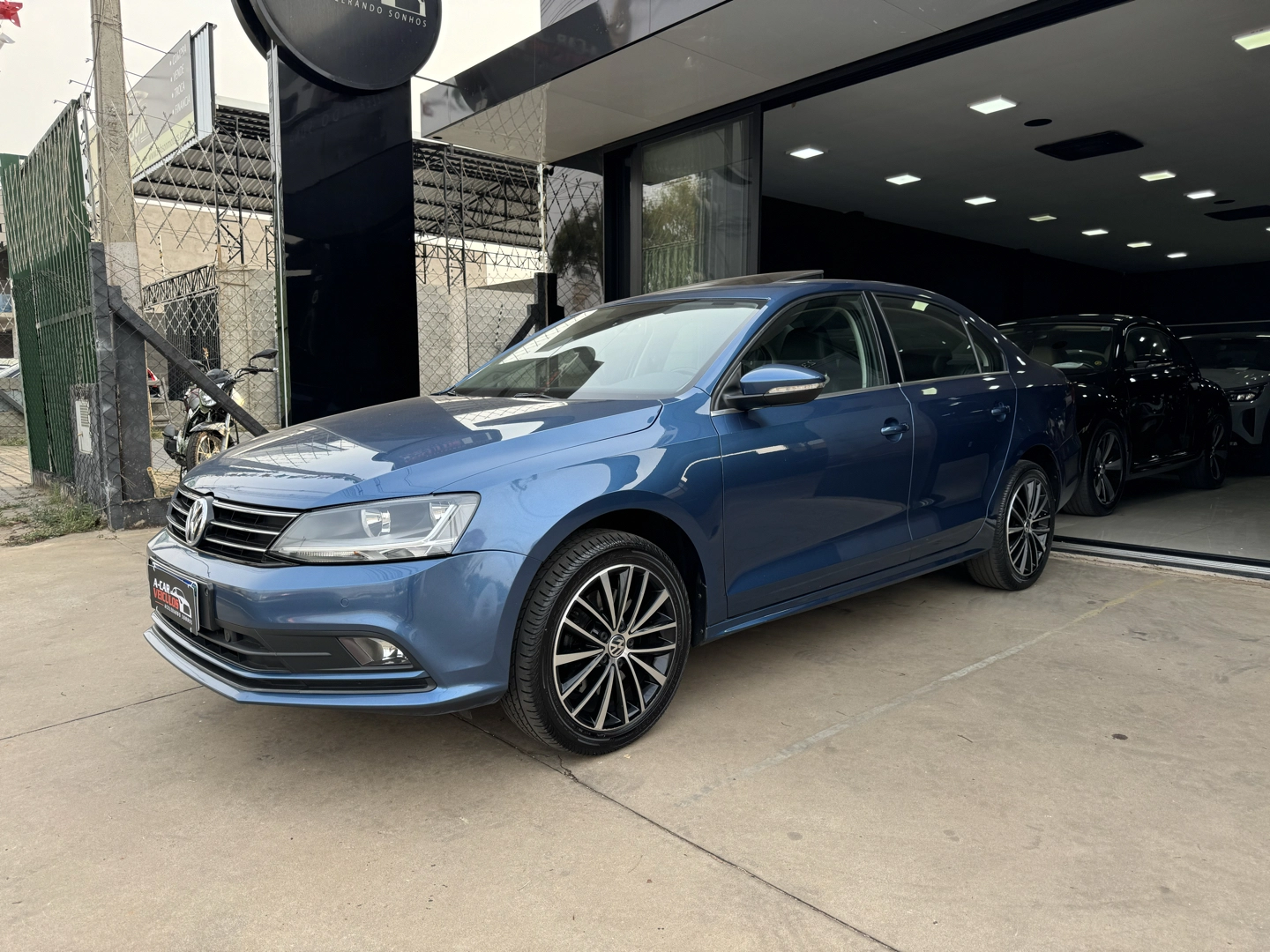 VOLKSWAGEN JETTA 2.0 TSI HIGHLINE 211CV GASOLINA 4P TIPTRONIC