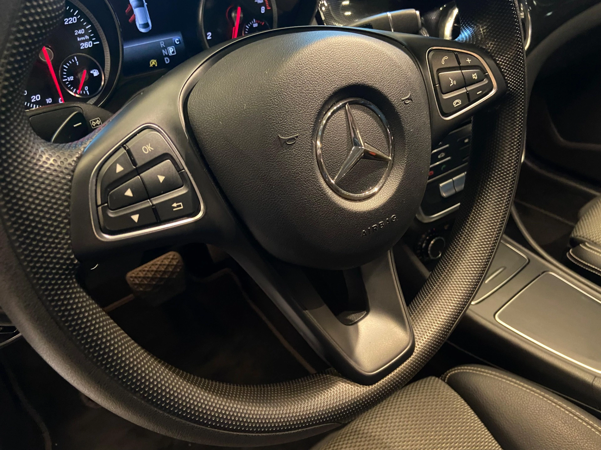 mercedes-benz CLA 180 1.6 CGI GASOLINA 7G-DCT 2018