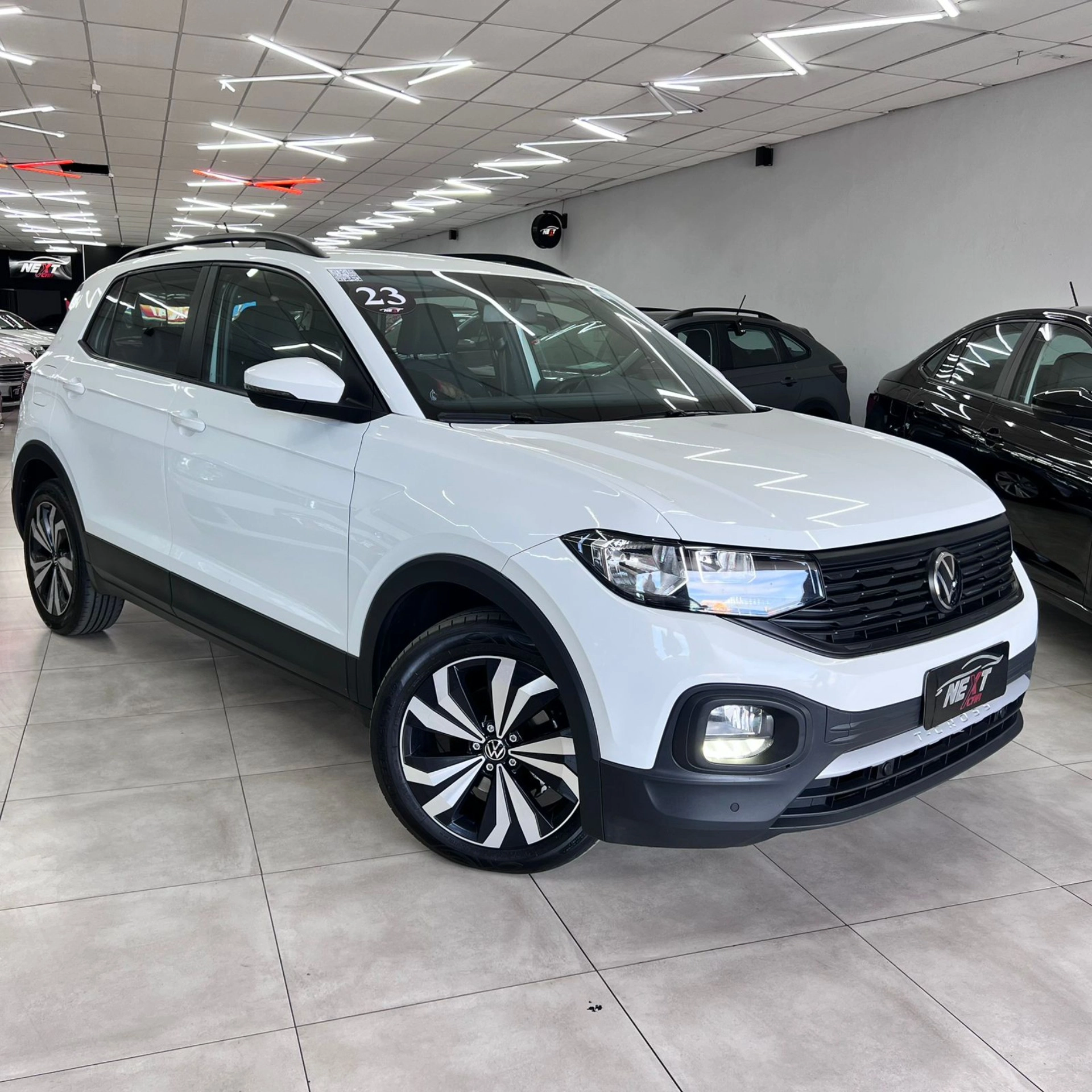 VOLKSWAGEN T-CROSS 1.0 200 TSI TOTAL FLEX AUTOMÁTICO