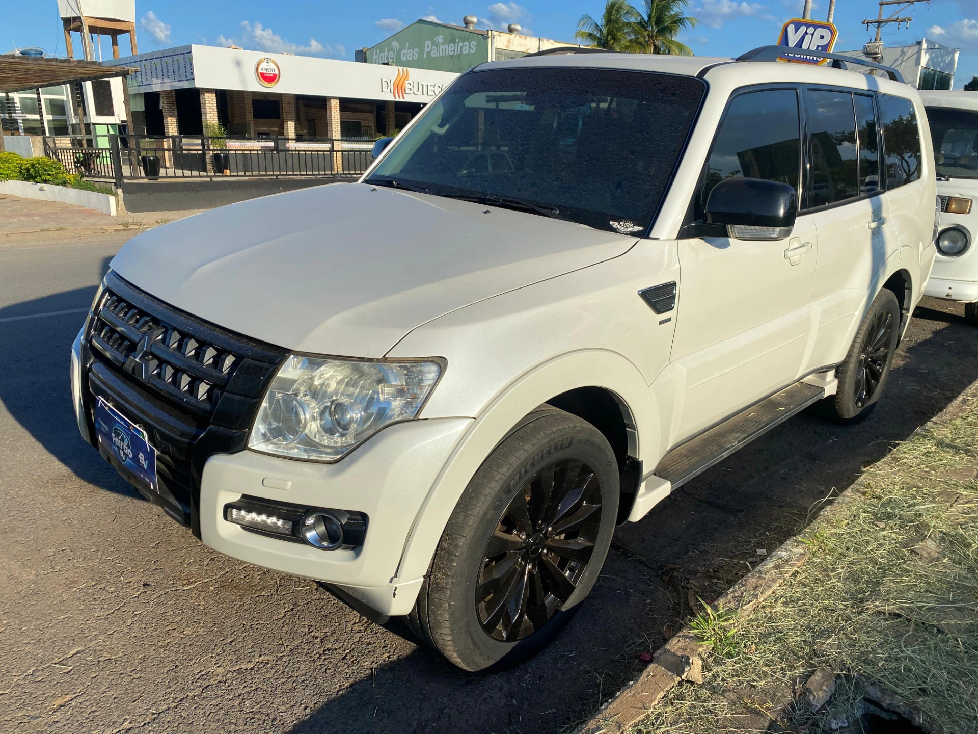 MITSUBISHI PAJERO FULL 3.2 HPE 4X4 16V TURBO INTERCOOLER DIESEL 4P AUTOMÁTICO