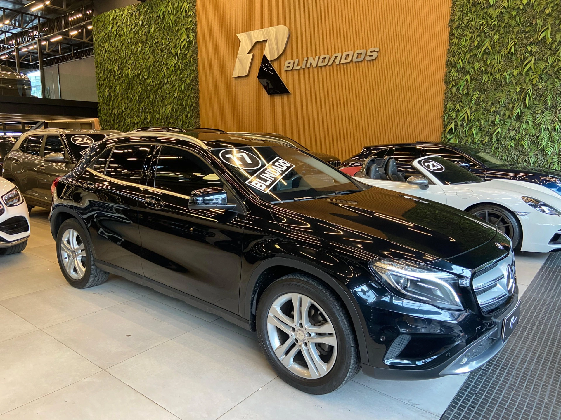 mercedes-benz GLA 200 1.6 CGI ENDURO 16V TURBO FLEX 4P AUTOMÁTICO 2017