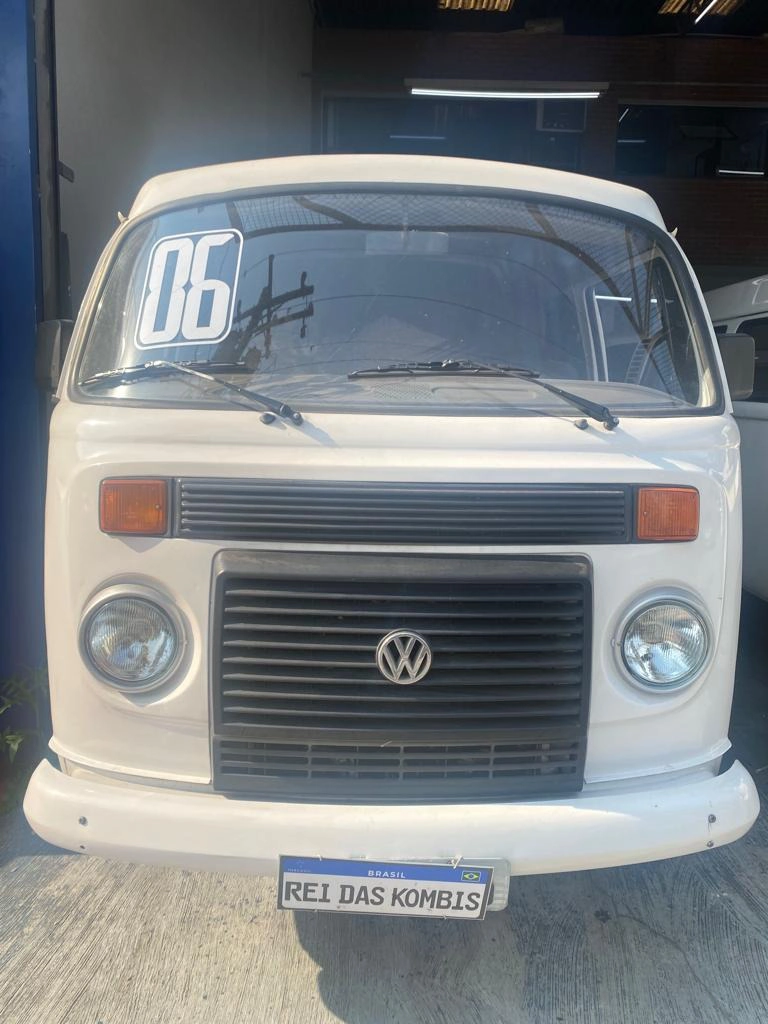 VOLKSWAGEN KOMBI 1.4 MI STD 8V FLEX 4P MANUAL