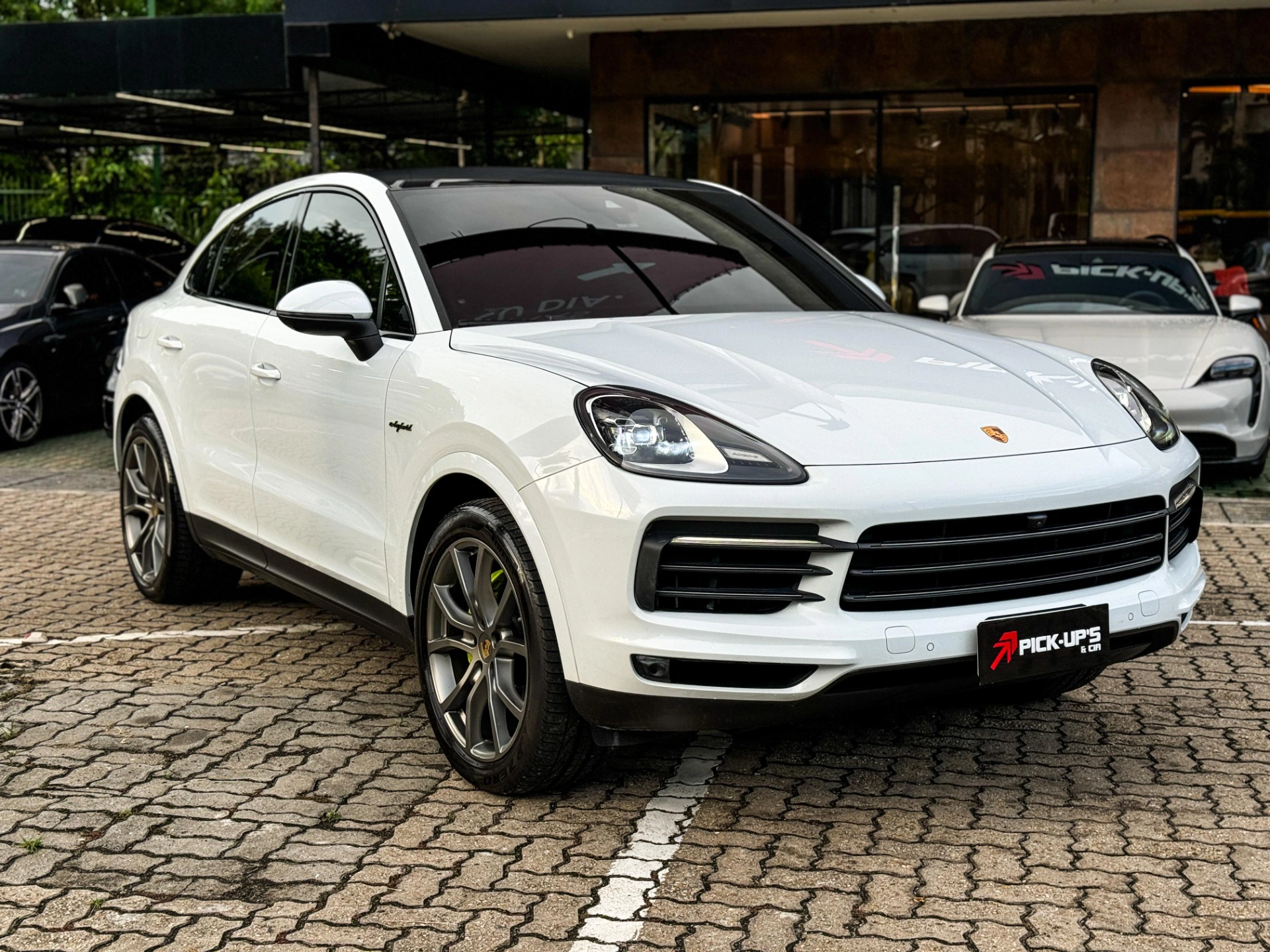 PORSCHE CAYENNE 3.0 V6 E-HYBRID COUPÉ PLATINUM EDITION AWD TIPTRONIC S