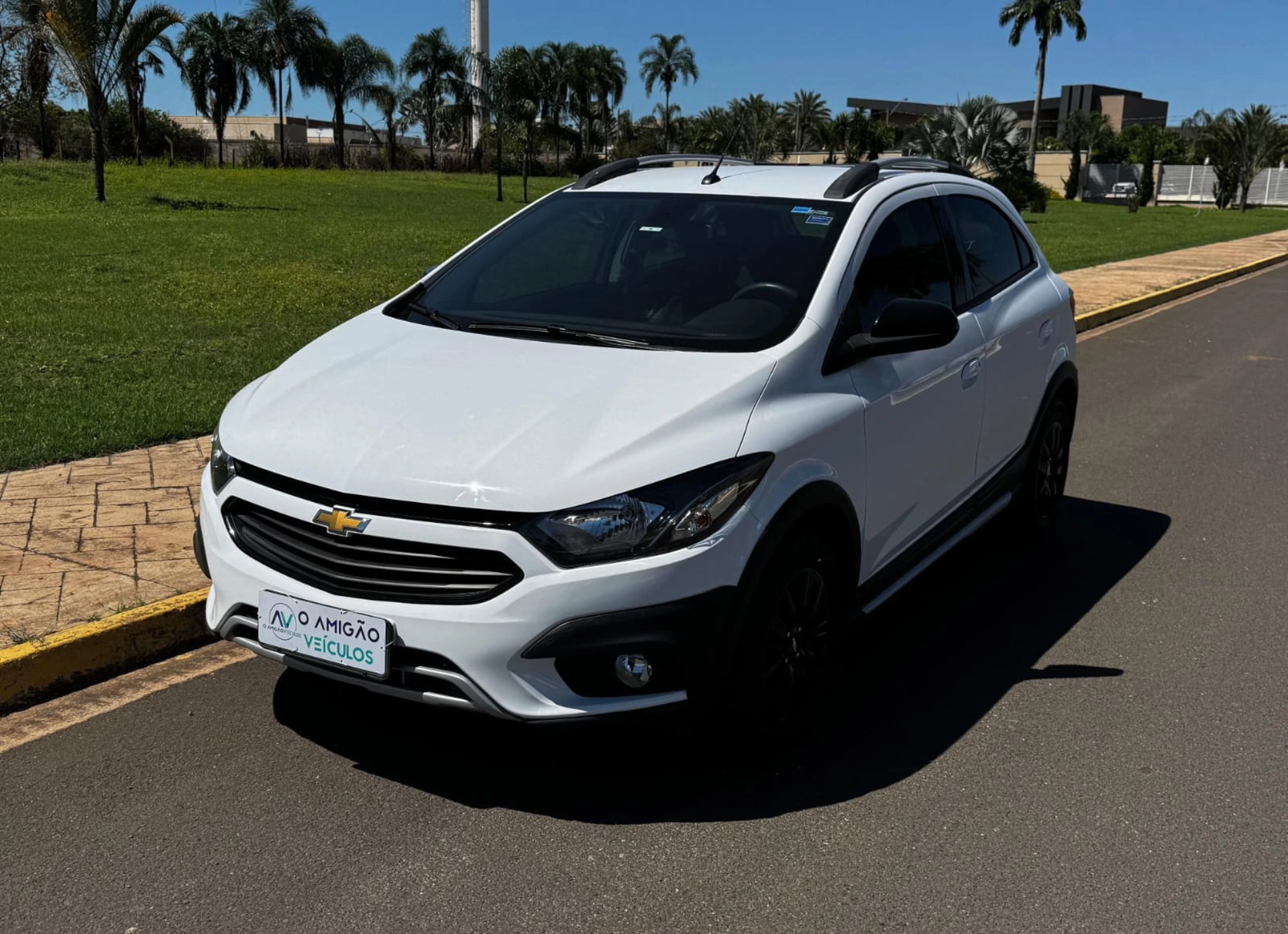 CHEVROLET ONIX 1.4 MPFI ACTIV 8V FLEX 4P MANUAL