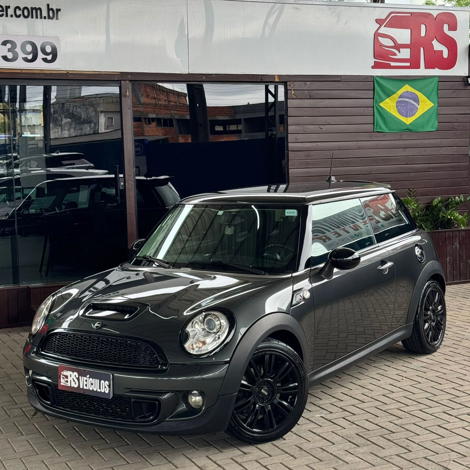 MINI COOPER 1.6 S JOHN COOPER WORKS 16V TURBO GASOLINA 2P AUTOMATICO