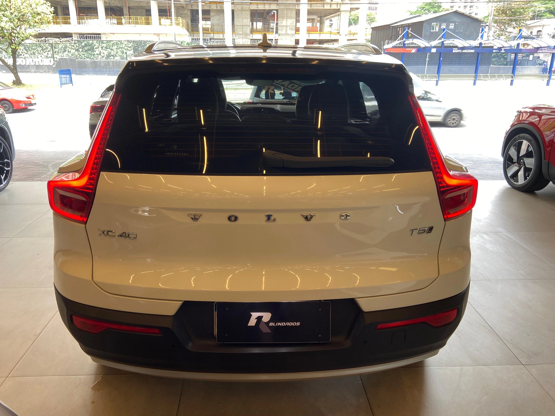 volvo XC40 2.0 T5 GASOLINA MOMENTUM AWD GEARTRONIC 2019