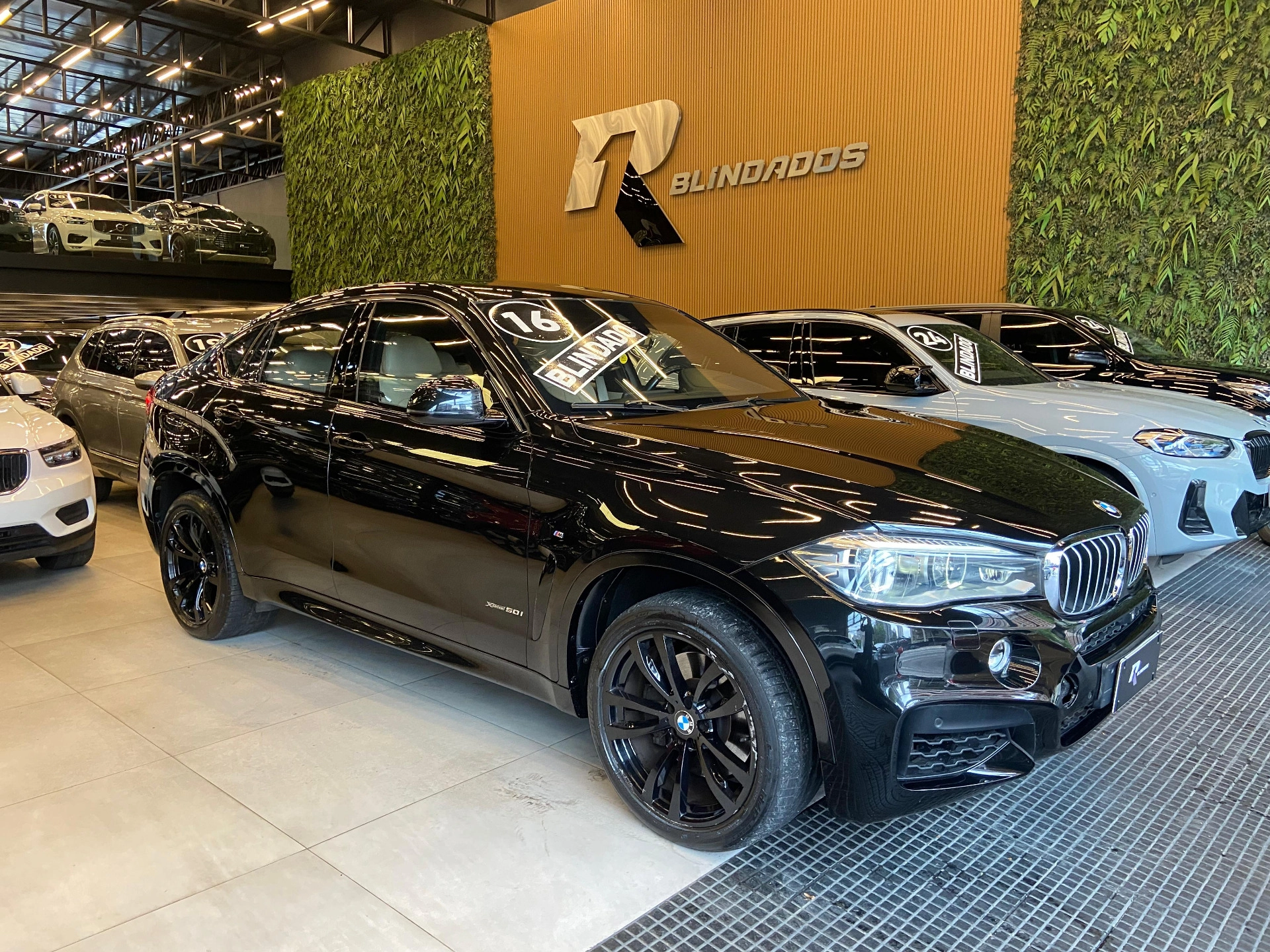 bmw X6 4.4 50I 4X4 COUPÉ 8 CILINDROS 32V BI-TURBO GASOLINA 4P AUTOMÁTICO 2016