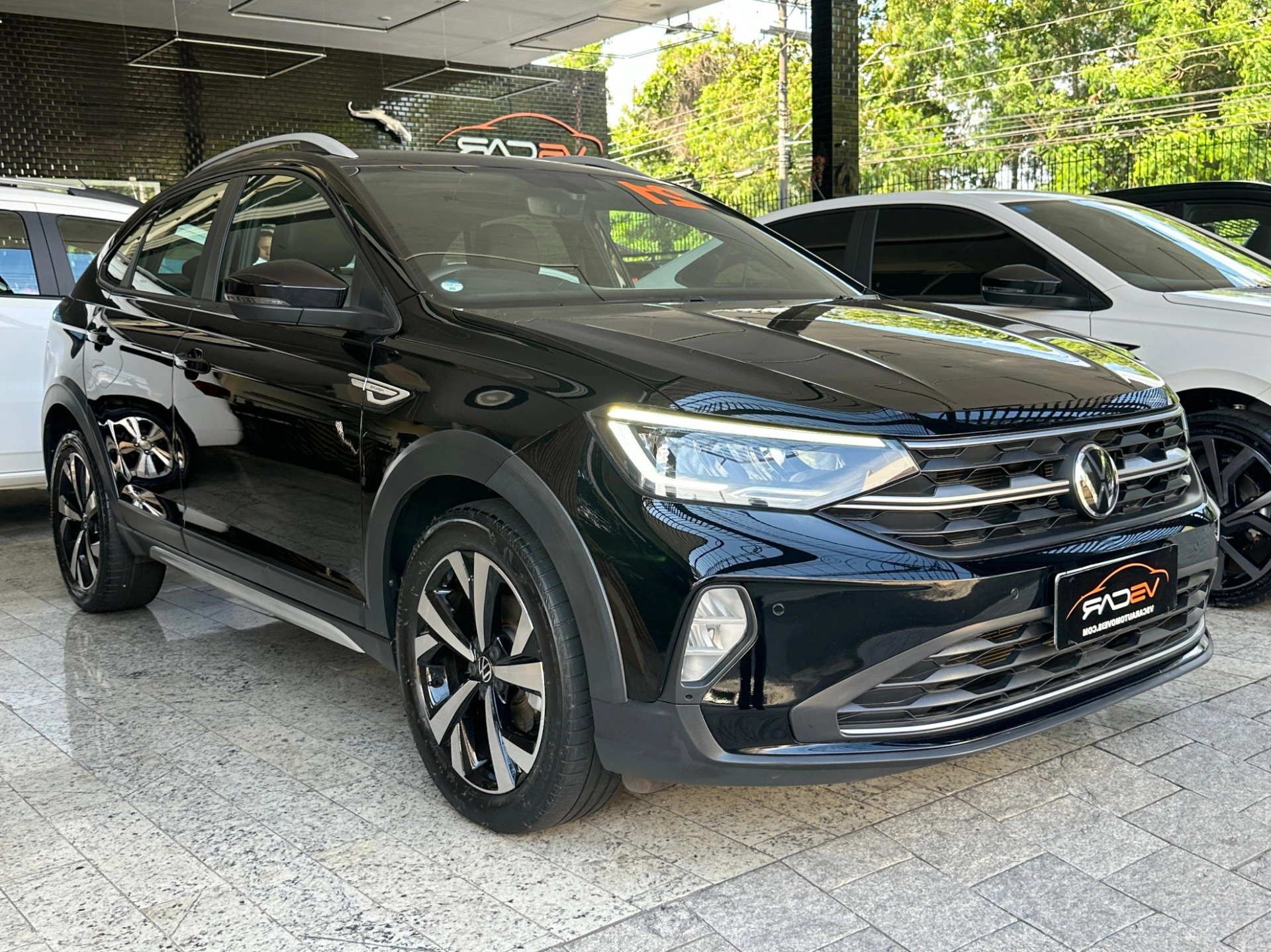 VOLKSWAGEN NIVUS 1.0 200 TSI TOTAL FLEX HIGHLINE AUTOMÁTICO