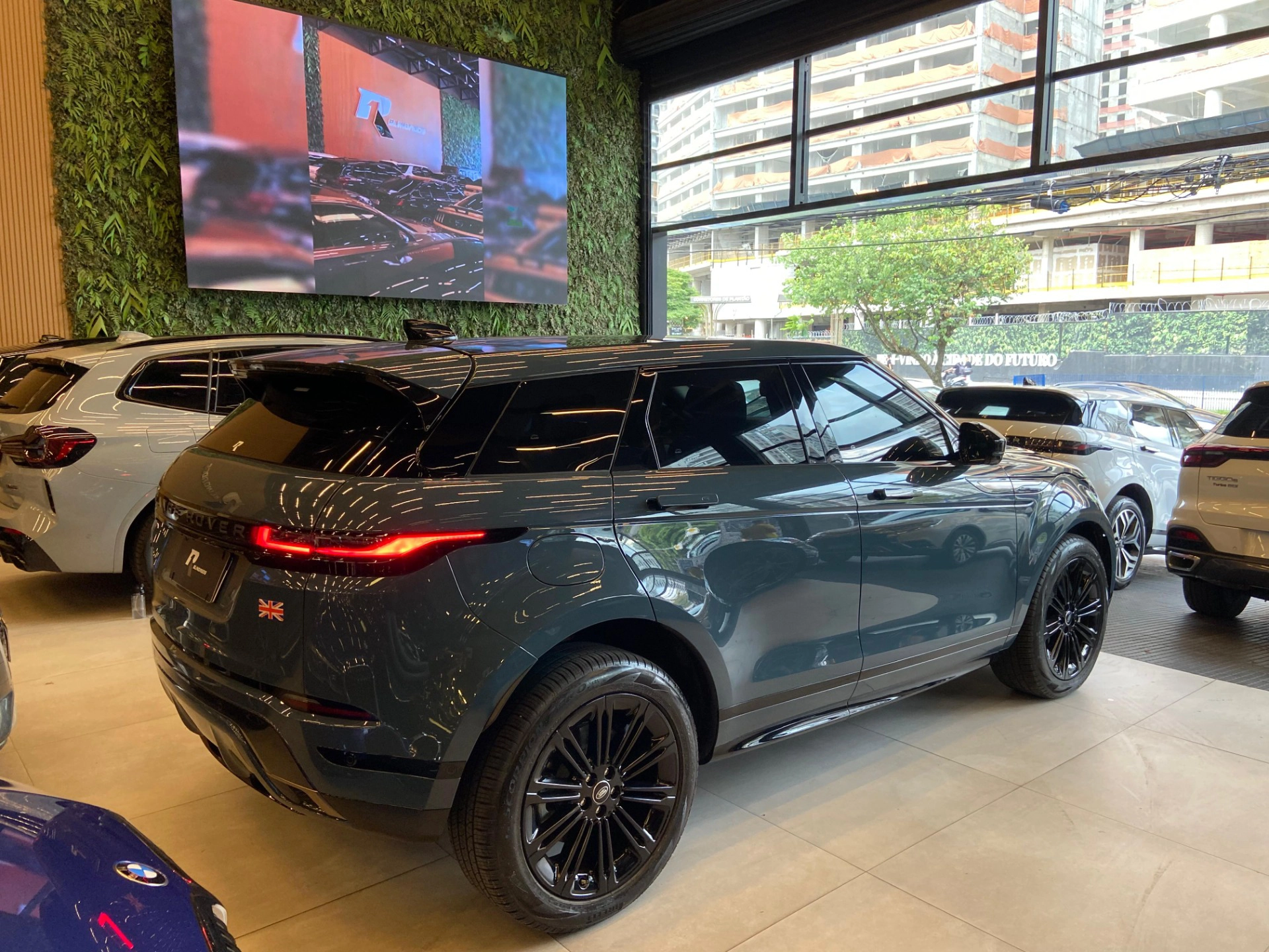 land rover RANGE ROVER EVOQUE 2.0 P250 FLEX R-DYNAMIC HSE AWD AUTOMÁTICO 2024