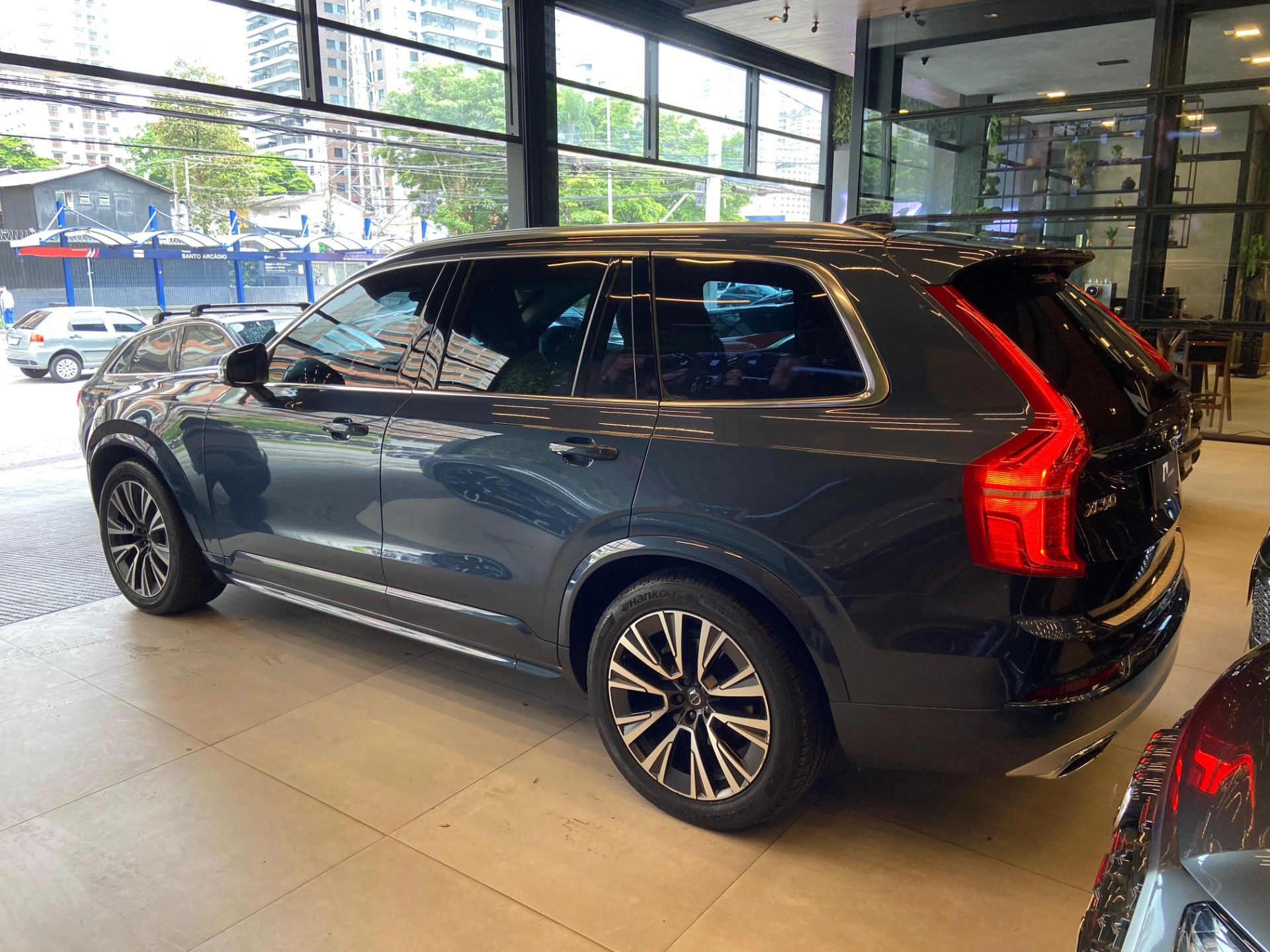 volvo XC90 2.0 T6 GASOLINA MOMENTUM AWD GEARTRONIC 2021