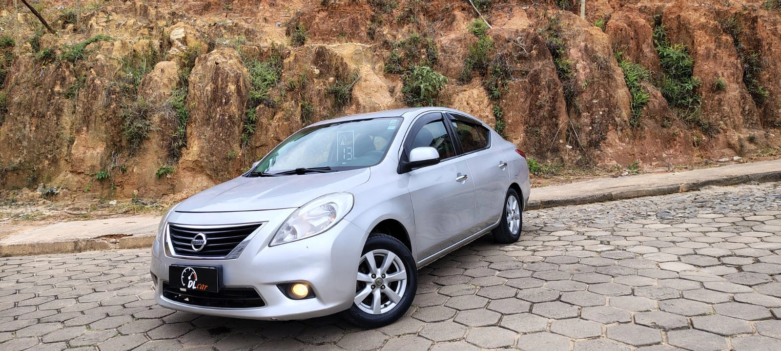 NISSAN VERSA 1.6 16V FLEX SL 4P MANUAL