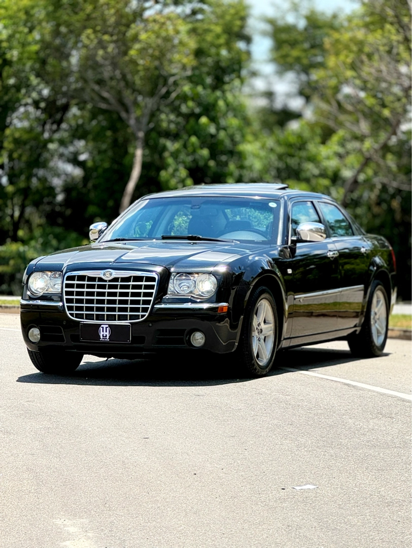 CHRYSLER 300 C 5.7 HEMI SEDAN V8 16V GASOLINA 4P AUTOMÁTICO