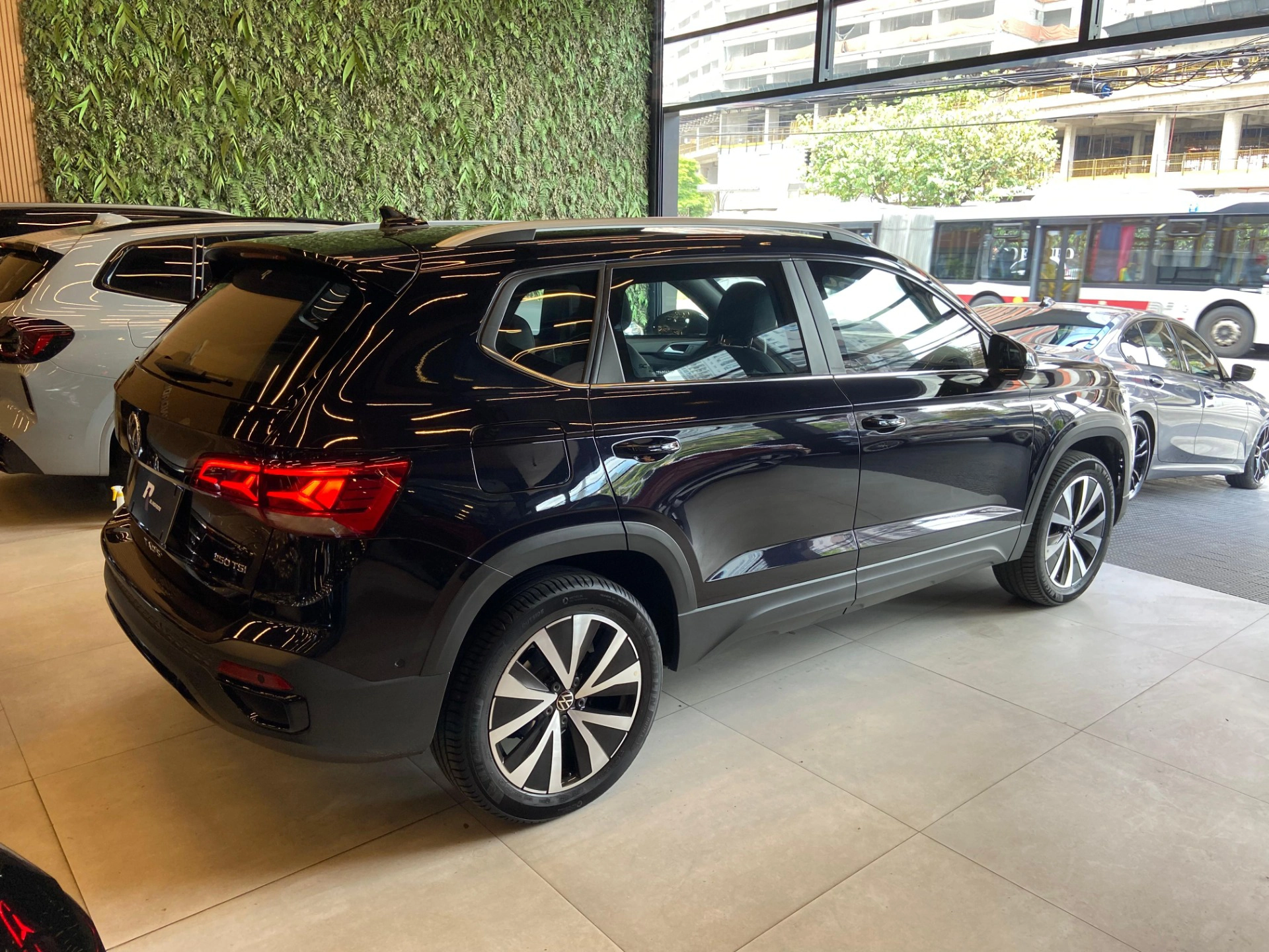 volkswagen TAOS 1.4 250 TSI TOTAL FLEX HIGHLINE AUTOMÁTICO 2023