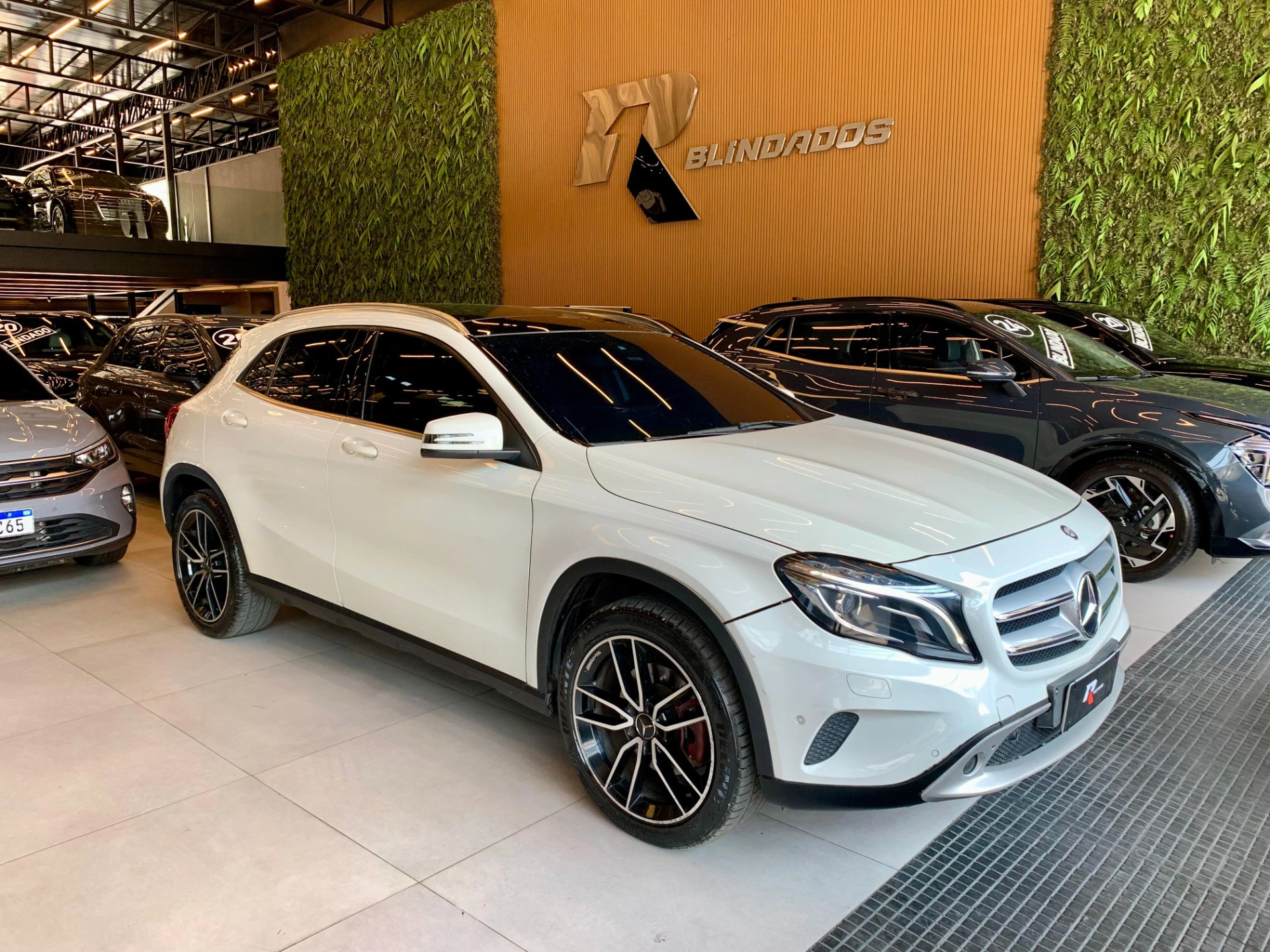 mercedes-benz GLA 250 2.0 16V TURBO GASOLINA ENDURO 4P AUTOMÁTICO 2016