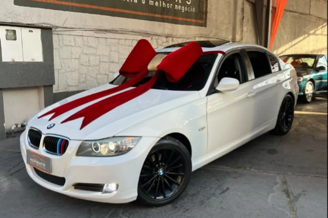 320I