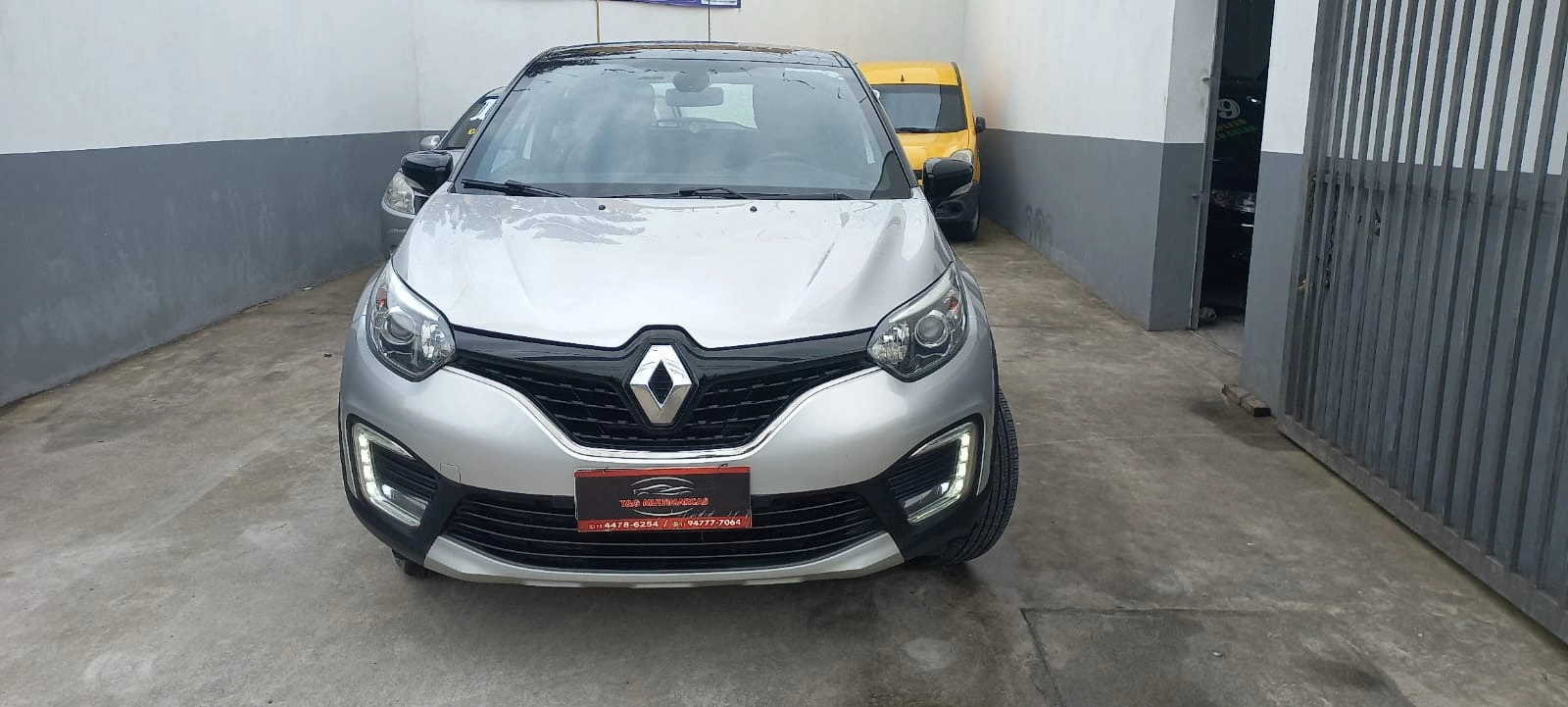 RENAULT CAPTUR 1.6 16V SCE FLEX INTENSE X-TRONIC