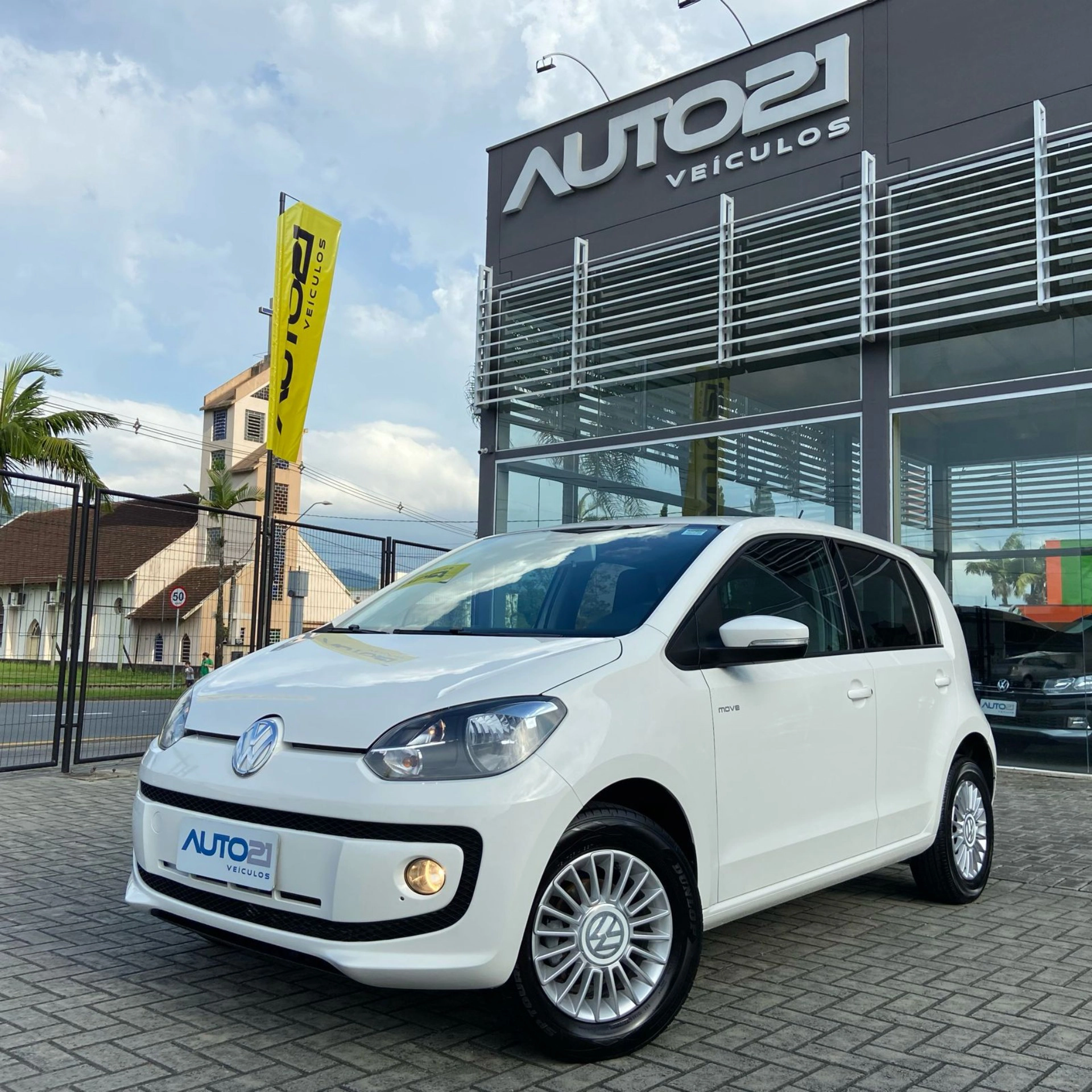 VOLKSWAGEN UP 1.0 MPI MOVE UP 12V FLEX 4P AUTOMATIZADO