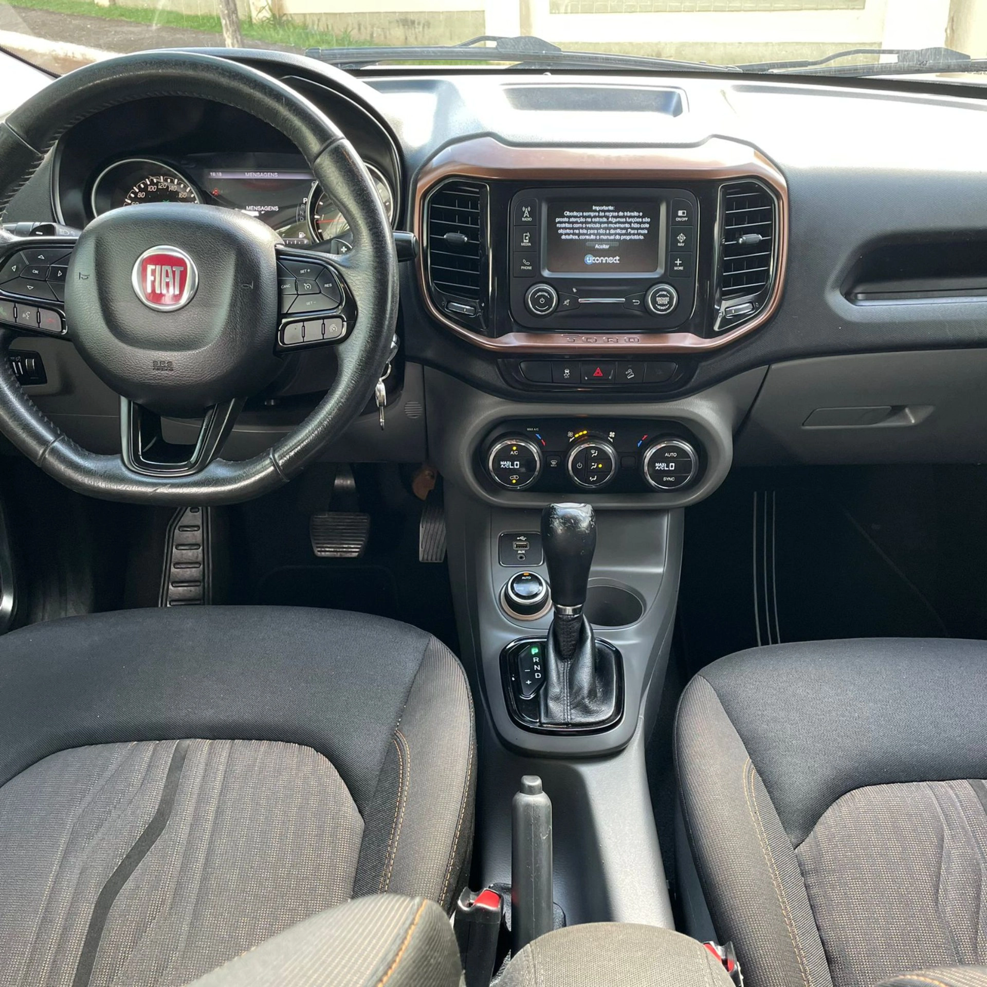 FIAT TORO 2.0 16V TURBO DIESEL VOLCANO 4WD AT9