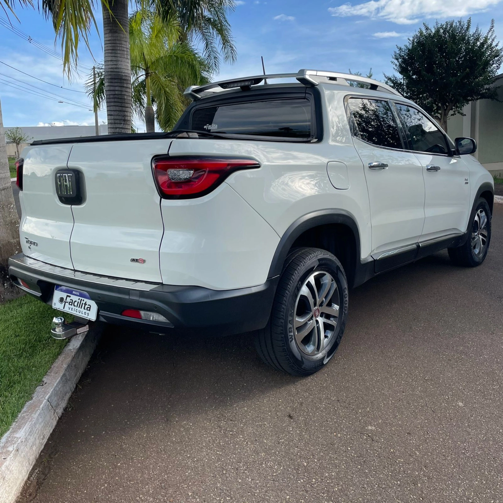 FIAT TORO 2.0 16V TURBO DIESEL VOLCANO 4WD AT9