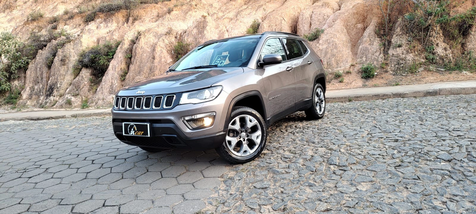 JEEP COMPASS 2.0 16V DIESEL LONGITUDE 4X4 AUTOMÁTICO