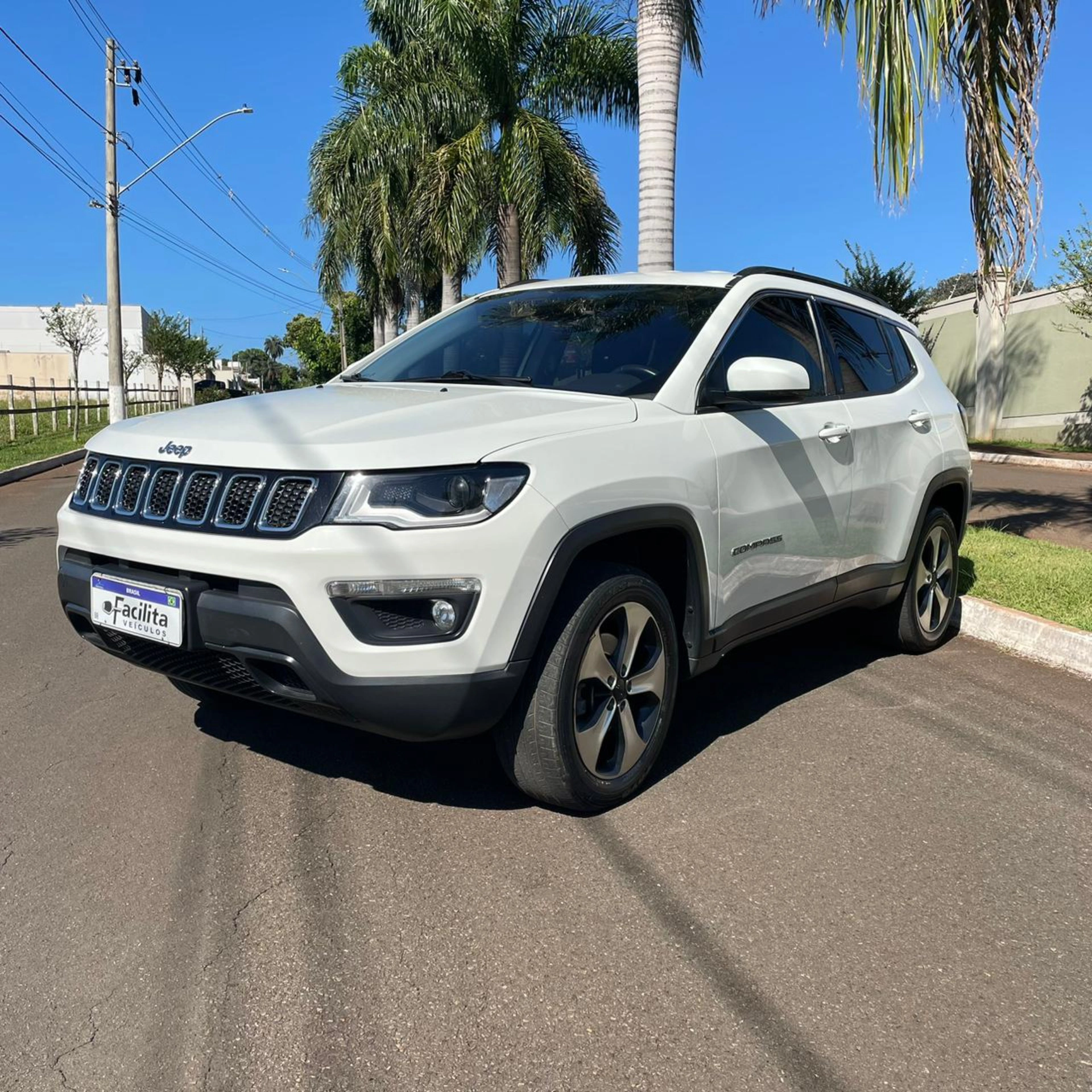 JEEP COMPASS 2.0 16V DIESEL LONGITUDE 4X4 AUTOMÁTICO