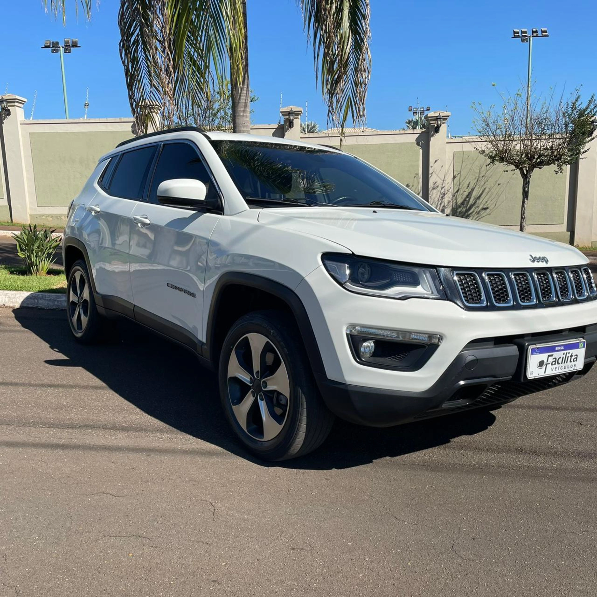 JEEP COMPASS 2.0 16V DIESEL LONGITUDE 4X4 AUTOMÁTICO