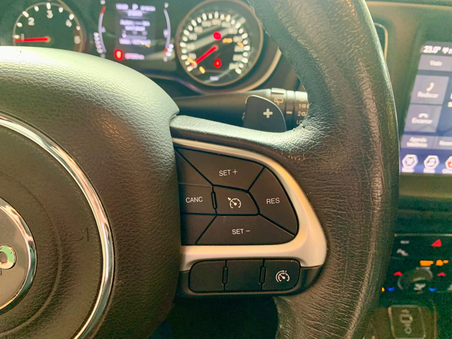 jeep COMPASS 2.0 16V DIESEL LONGITUDE 4X4 AUTOMÁTICO 2018