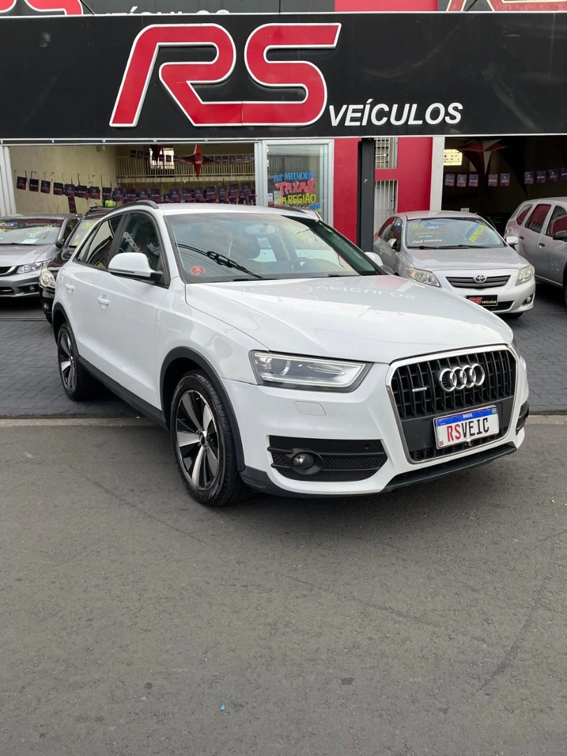 AUDI Q3 2.0 TFSI AMBIENTE QUATTRO 4P GASOLINA S TRONIC