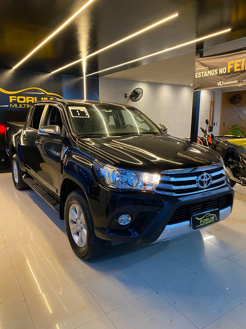 TOYOTA HILUX 2.8 SRV 4X4 CD 16V DIESEL 4P AUTOMÁTICO