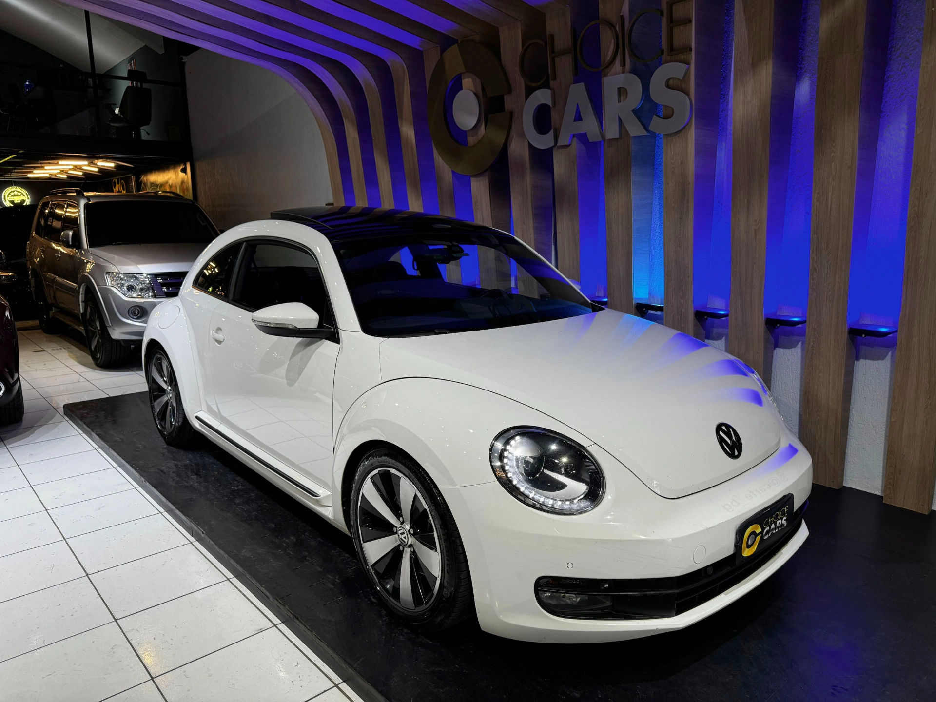 VOLKSWAGEN FUSCA 2.0 TSI 16V GASOLINA 2P AUTOMÁTICO