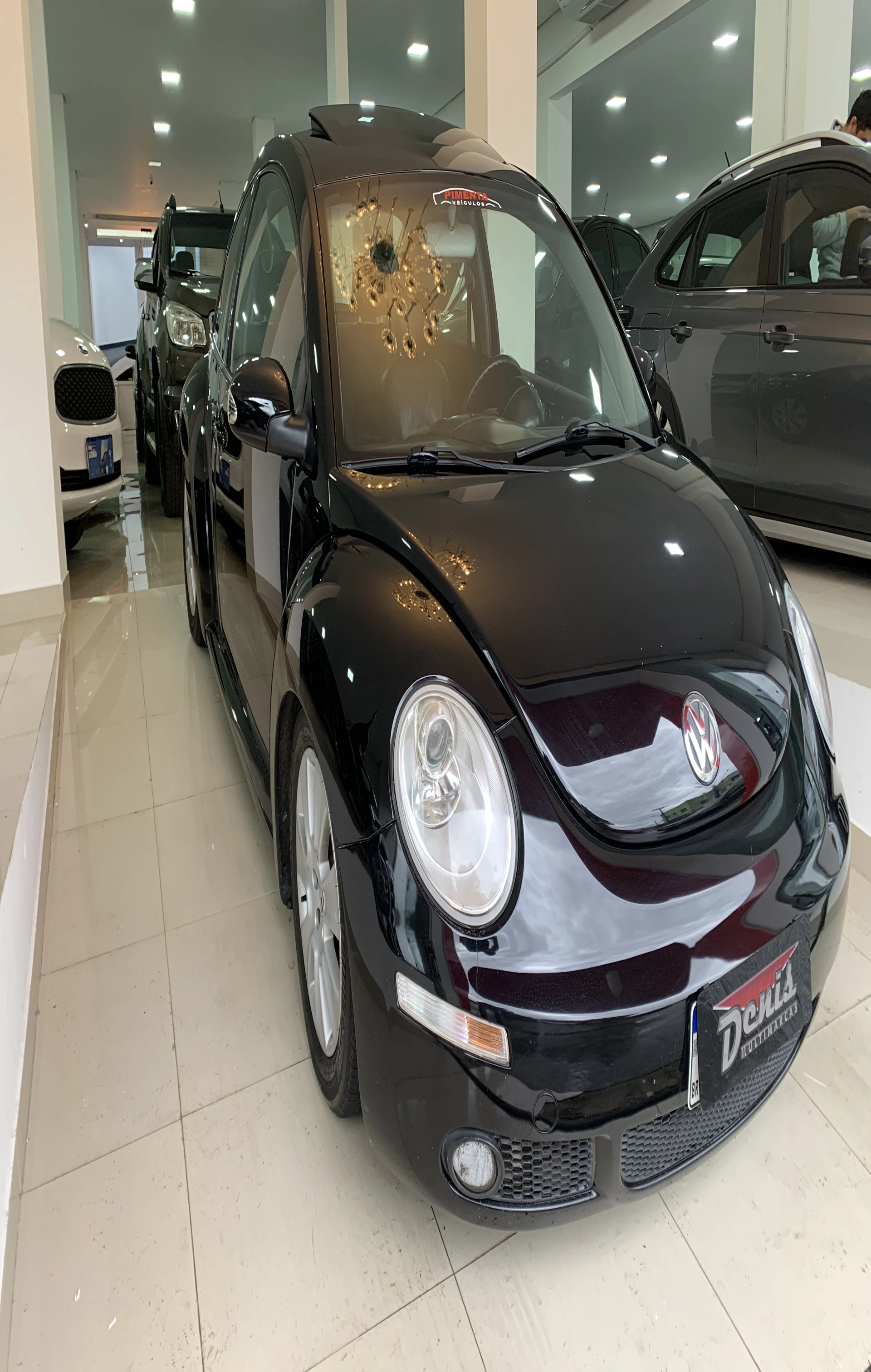 VOLKSWAGEN NEW BEETLE 2.0 MI 8V GASOLINA 2P AUTOMÁTICO