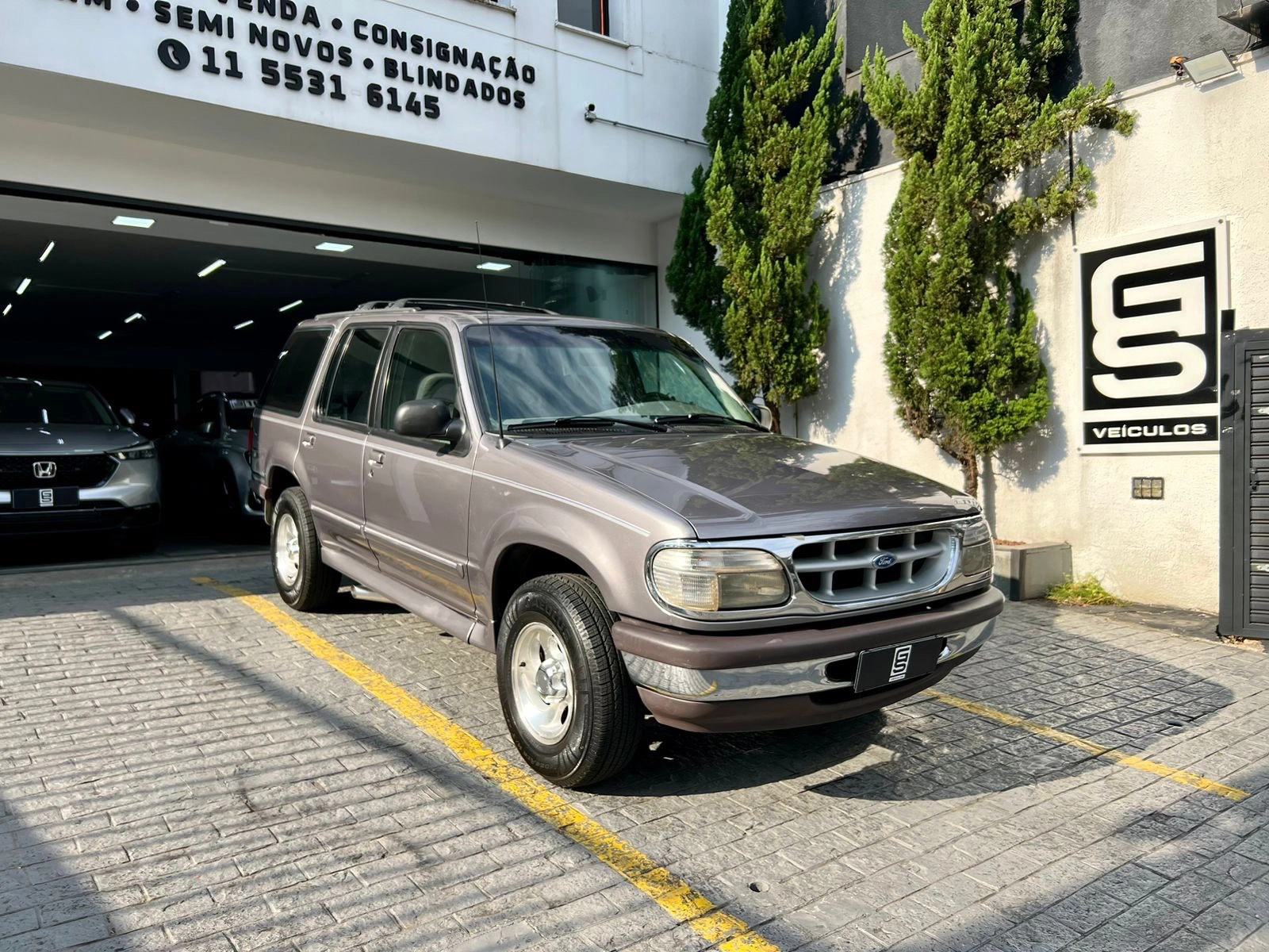 FORD EXPLORER 4.0 XLT 4X2 V6 GASOLINA 4P MANUAL