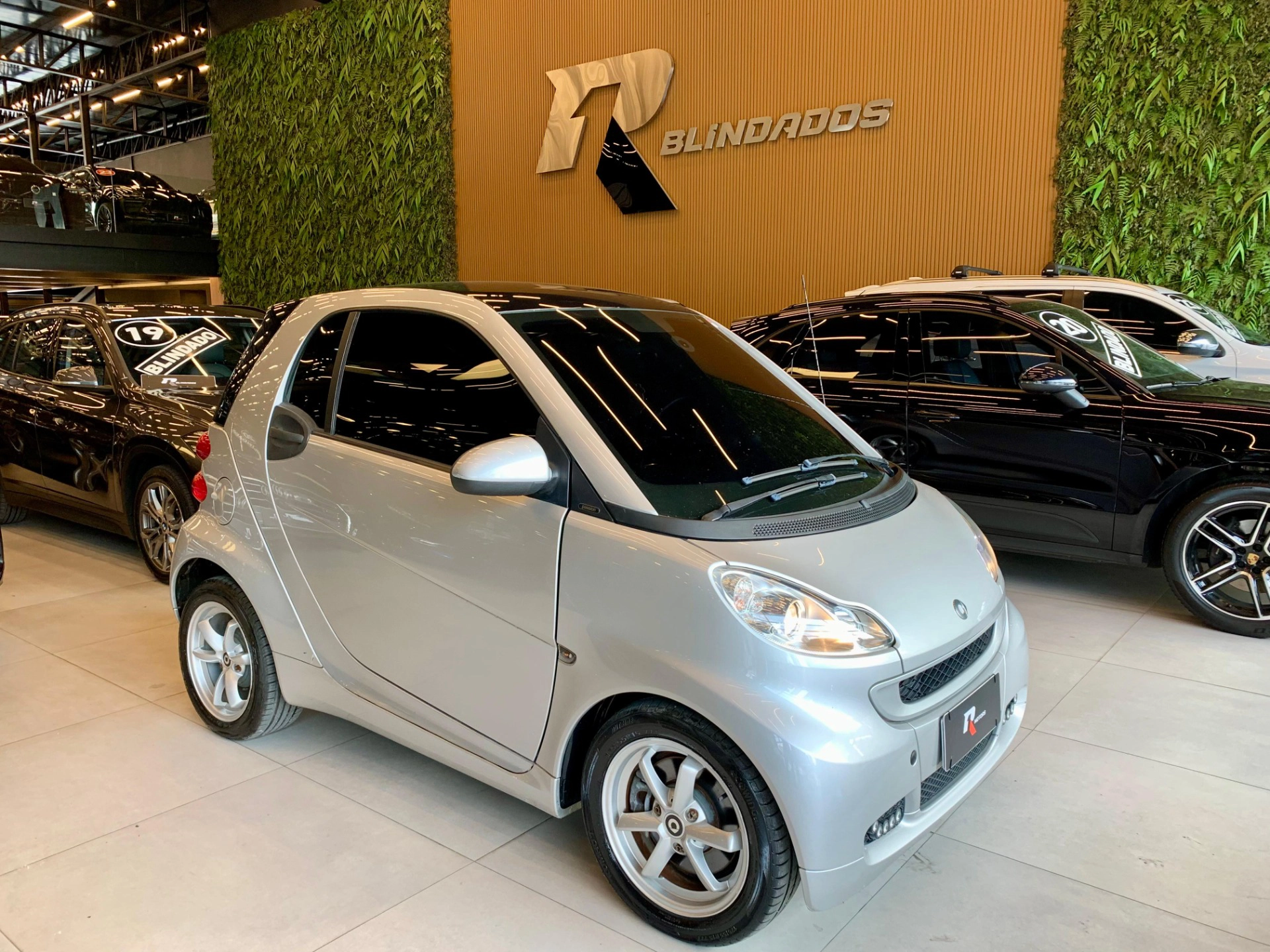 smart FORTWO 1.0 COUPE 3 CILINDROS TURBO GASOLINA 2P AUTOMÁTICO 2012