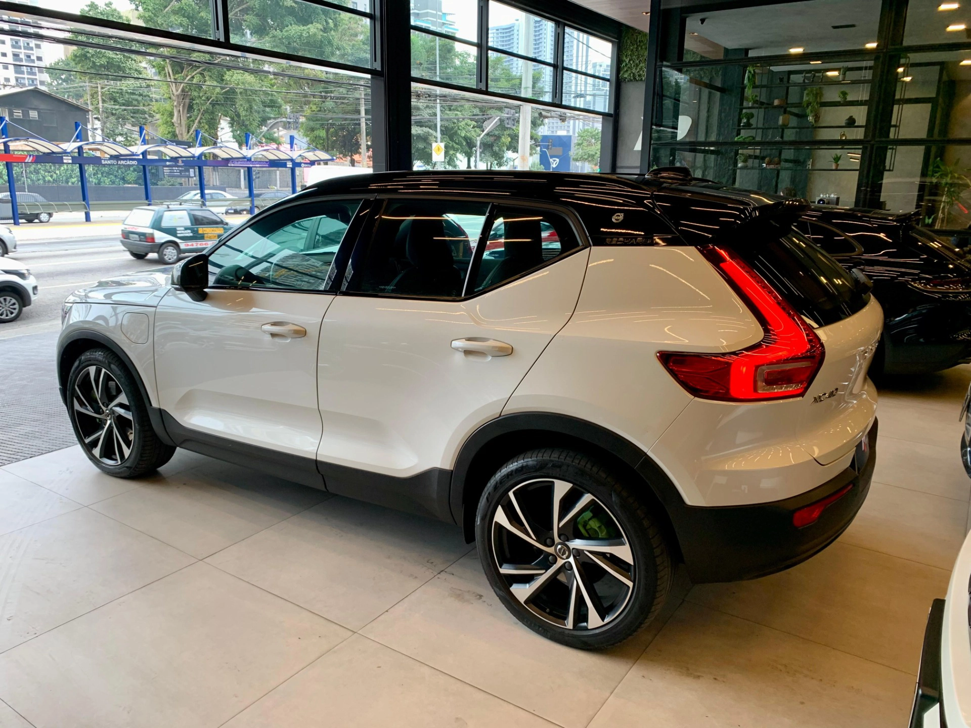 volvo XC40 1.5 T5 RECHARGE R-DESIGN GEARTRONIC 2021