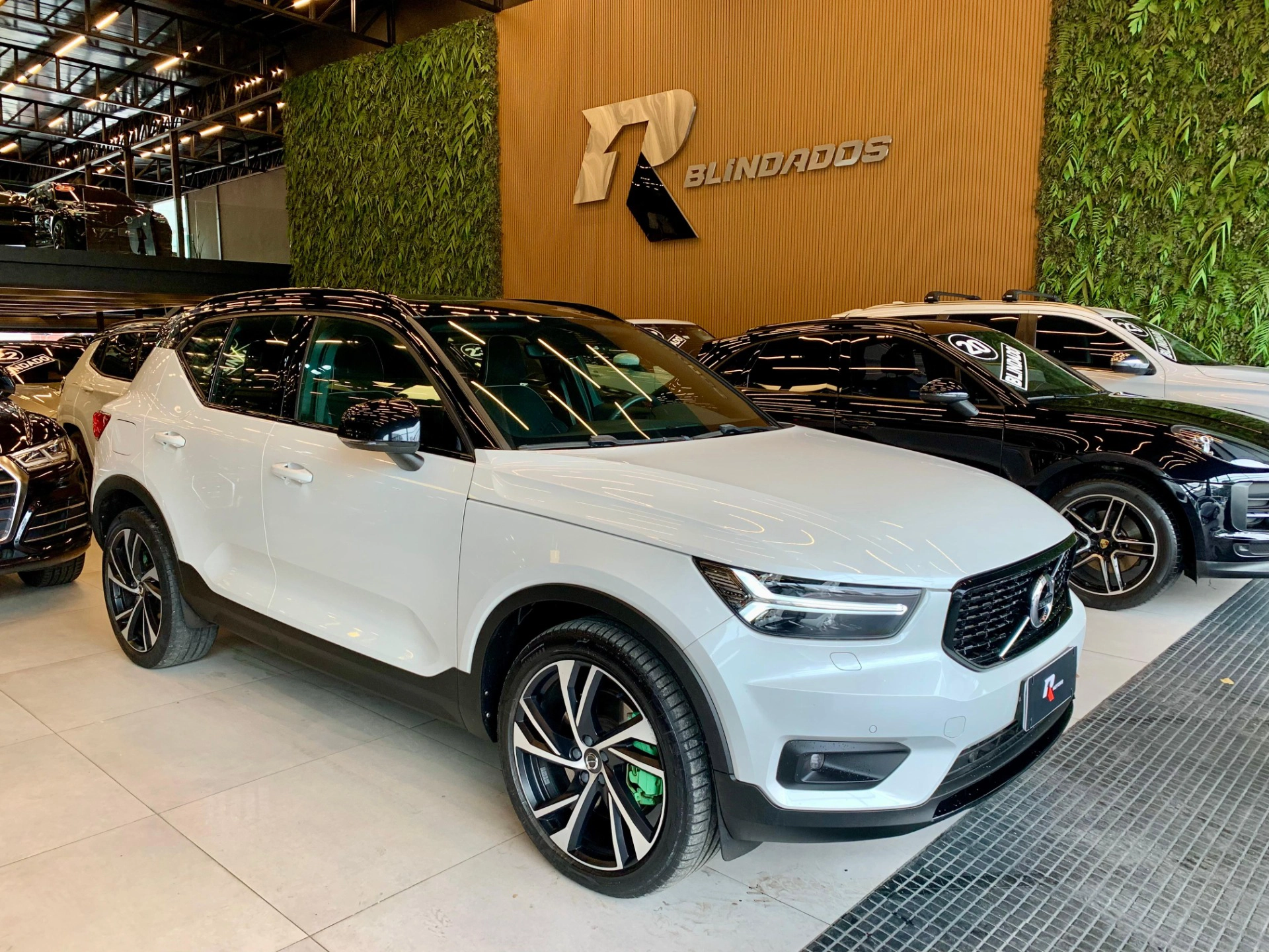 volvo XC40 1.5 T5 RECHARGE R-DESIGN GEARTRONIC 2021