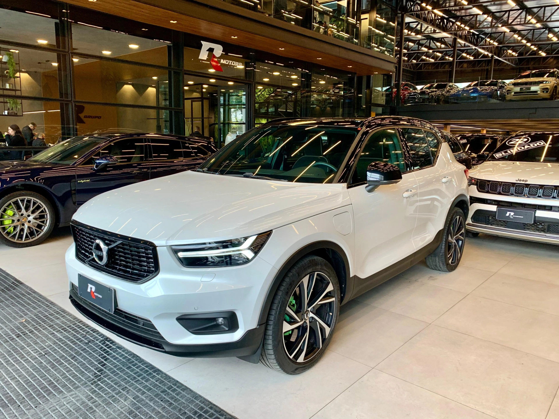 volvo XC40 1.5 T5 RECHARGE R-DESIGN GEARTRONIC 2021