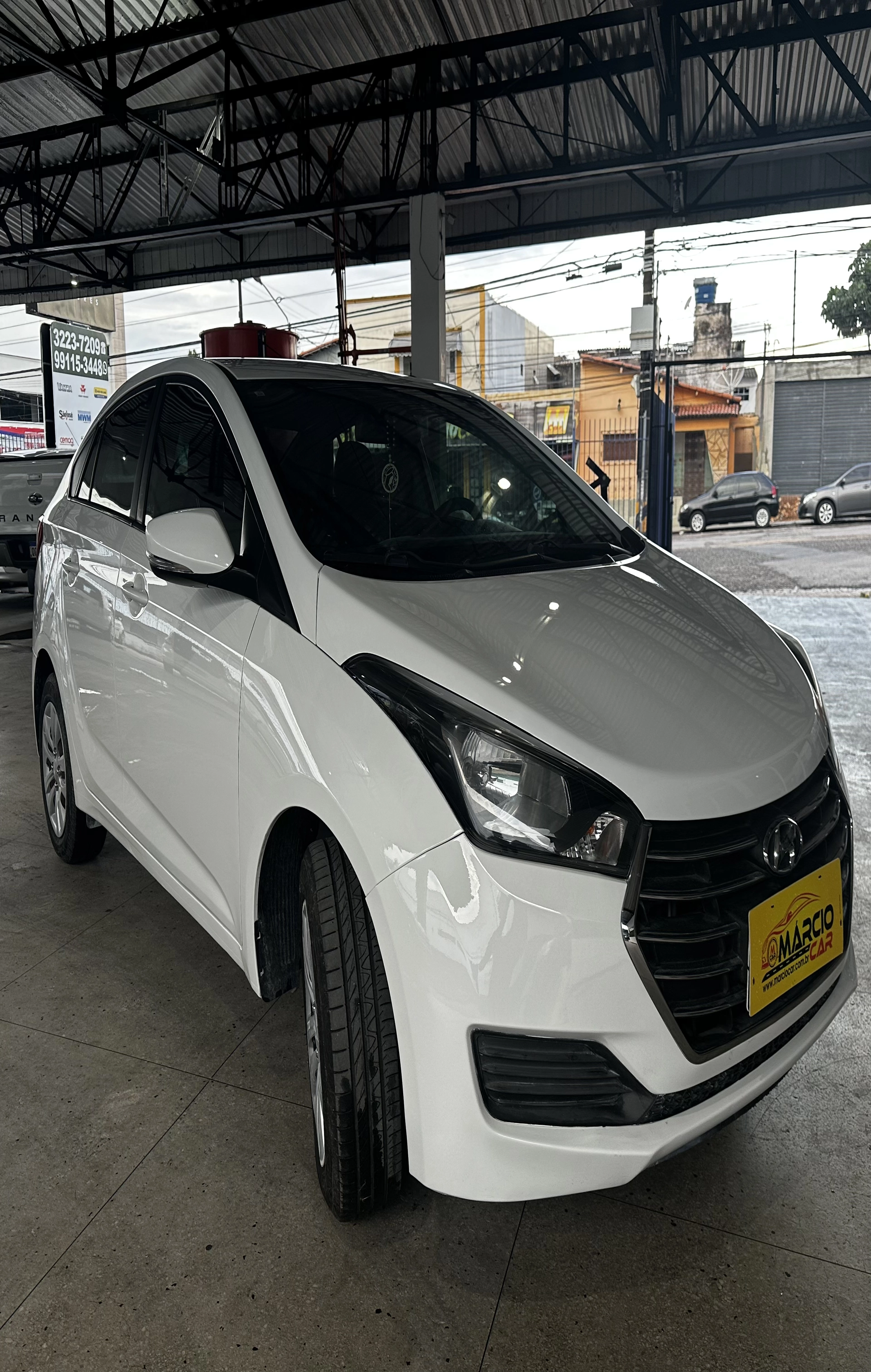 HYUNDAI HB20S 1.6 COMFORT PLUS 16V FLEX 4P AUTOMÁTICO